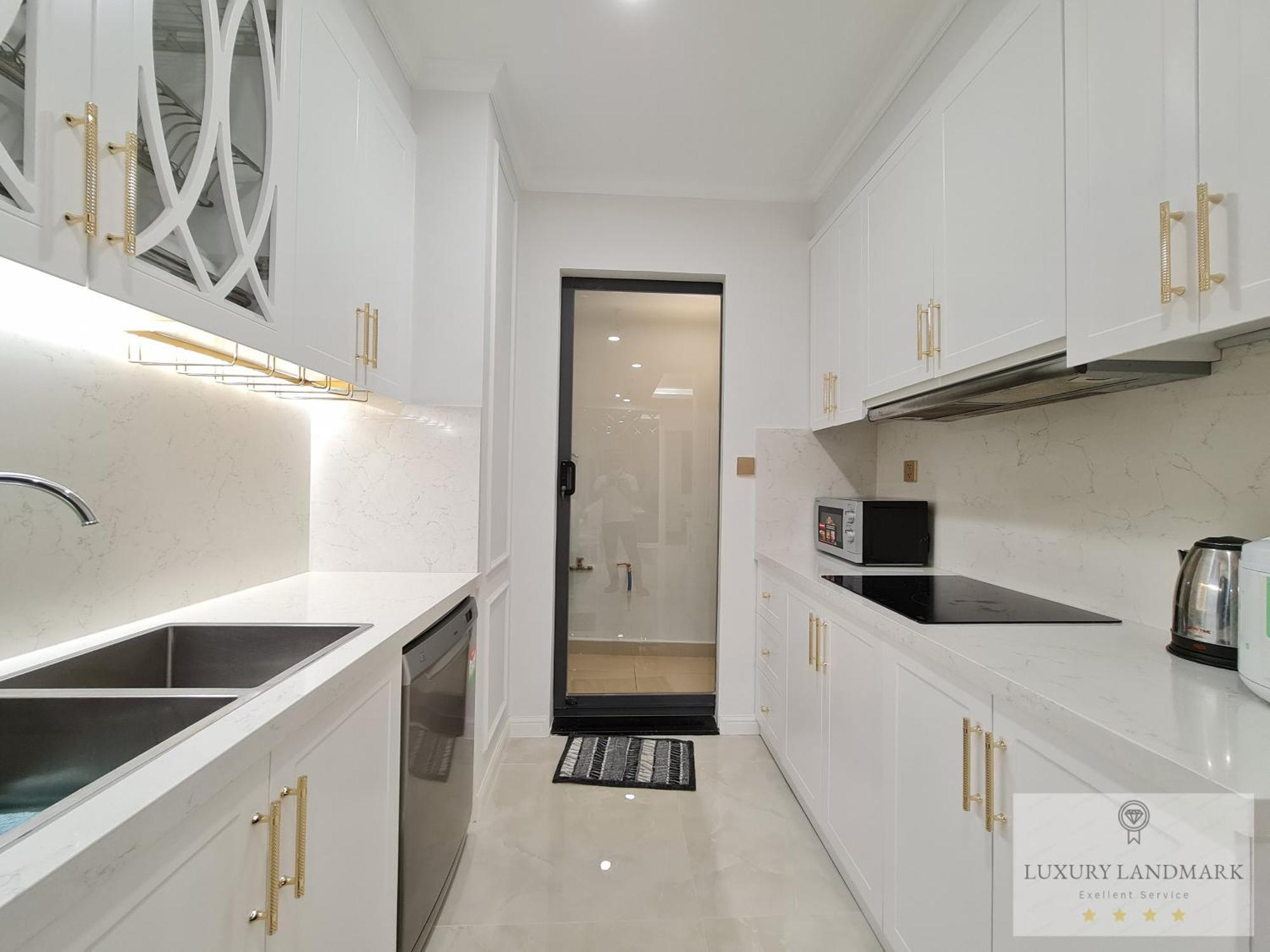 Sky Park - Vinhomes Central Park Aparthotel