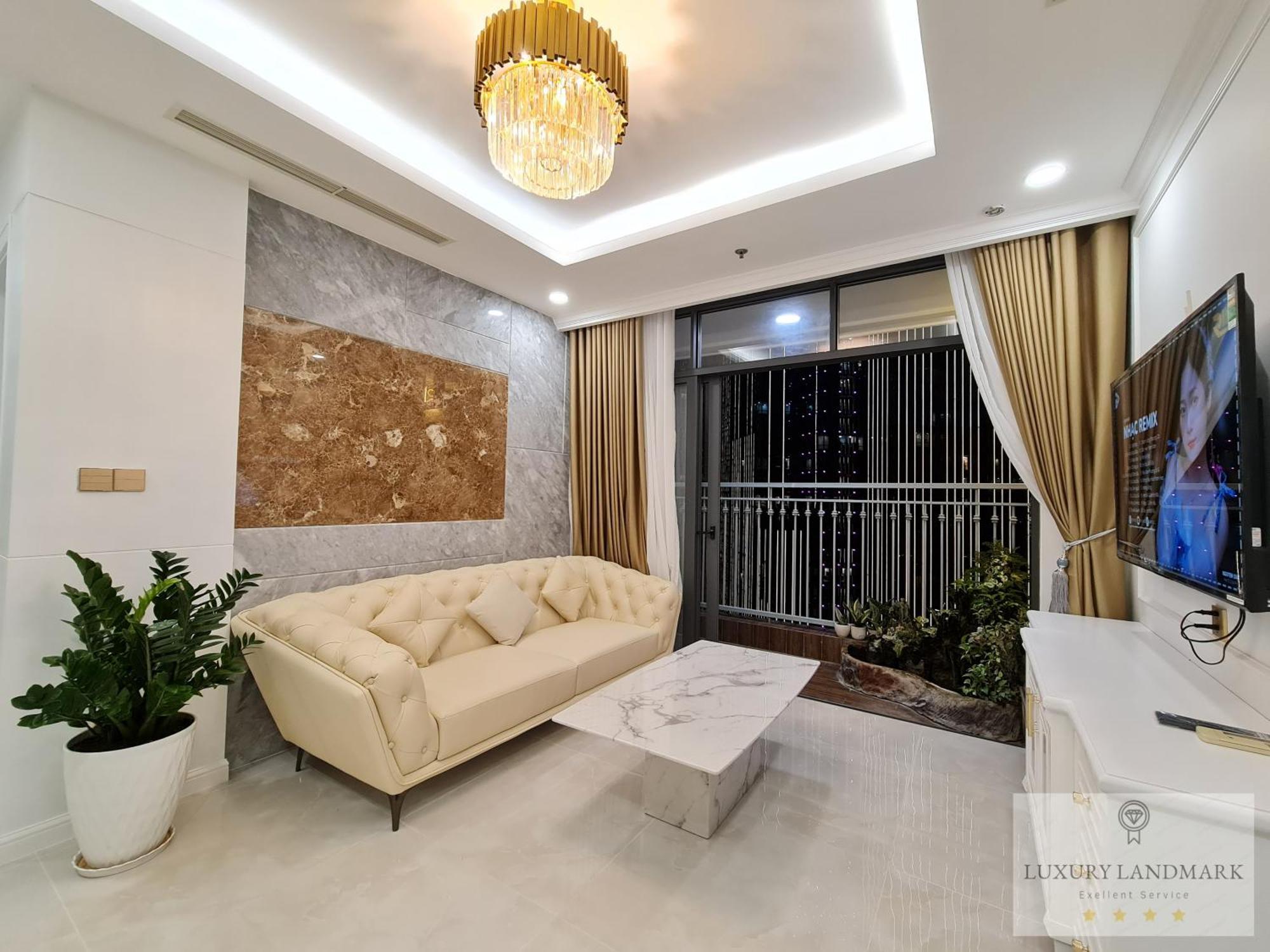 Sky Park - Vinhomes Central Park Aparthotel