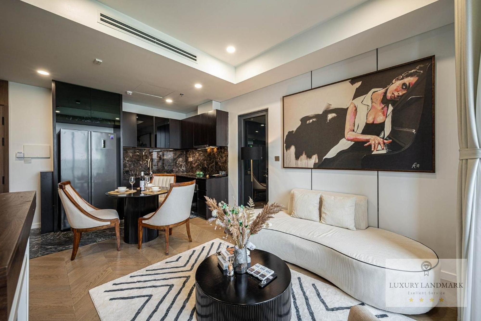 Sky Park - Vinhomes Central Park Aparthotel