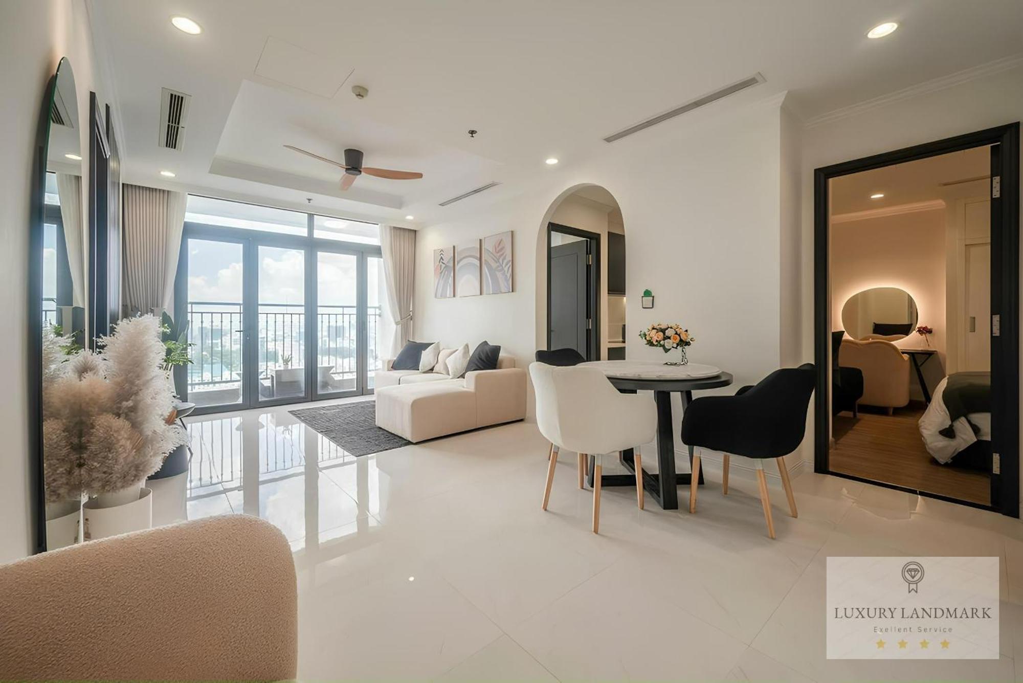 Aparthotel Sky Park - Vinhomes Central Park