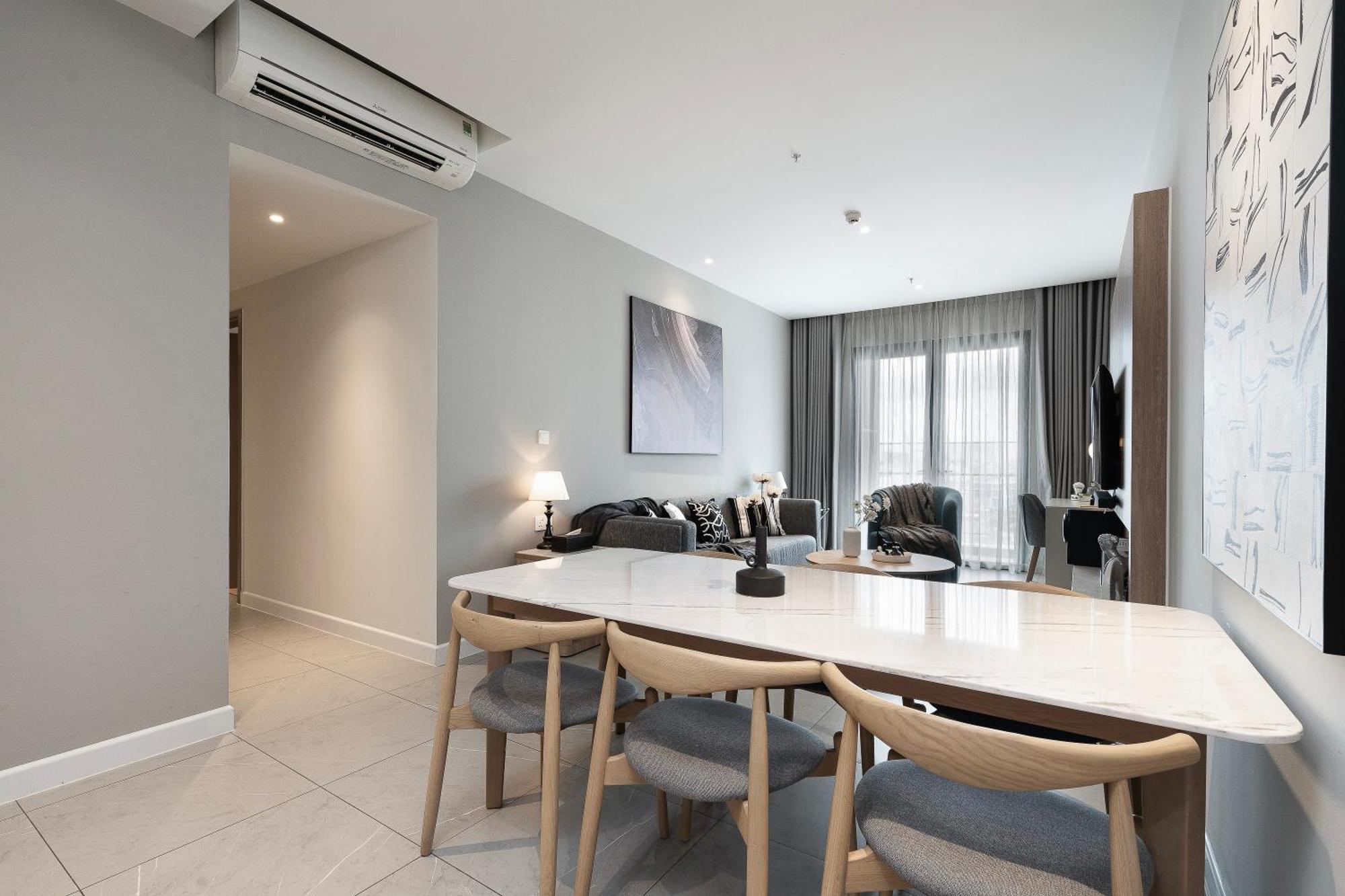 Modern District 1 2br&3br D1&zenity Outdoor Jacuzzi Pool Ho Chi Minh City