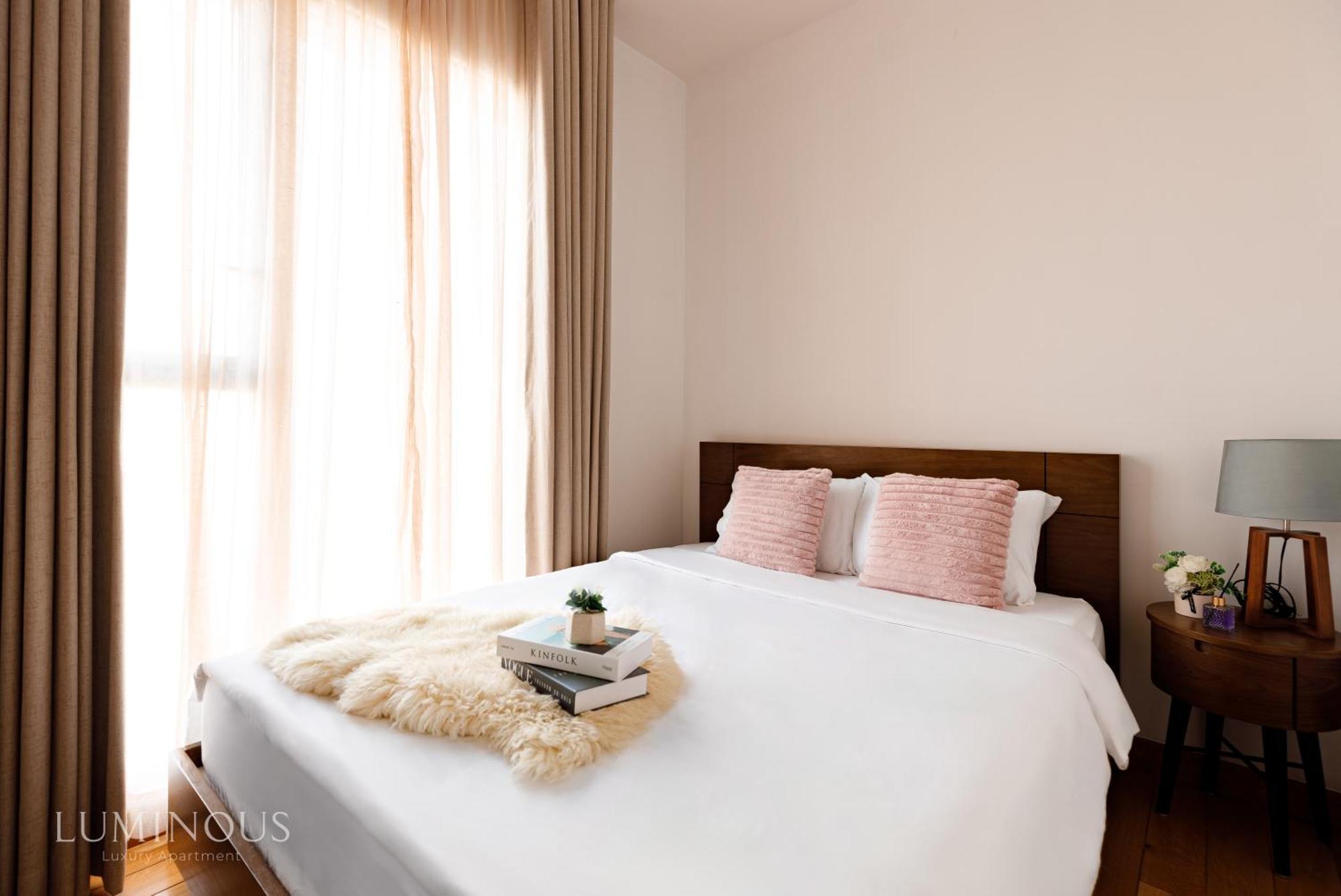 Apartment Modern District 1 2br&3br D1&zenity Outdoor Jacuzzi Pool *