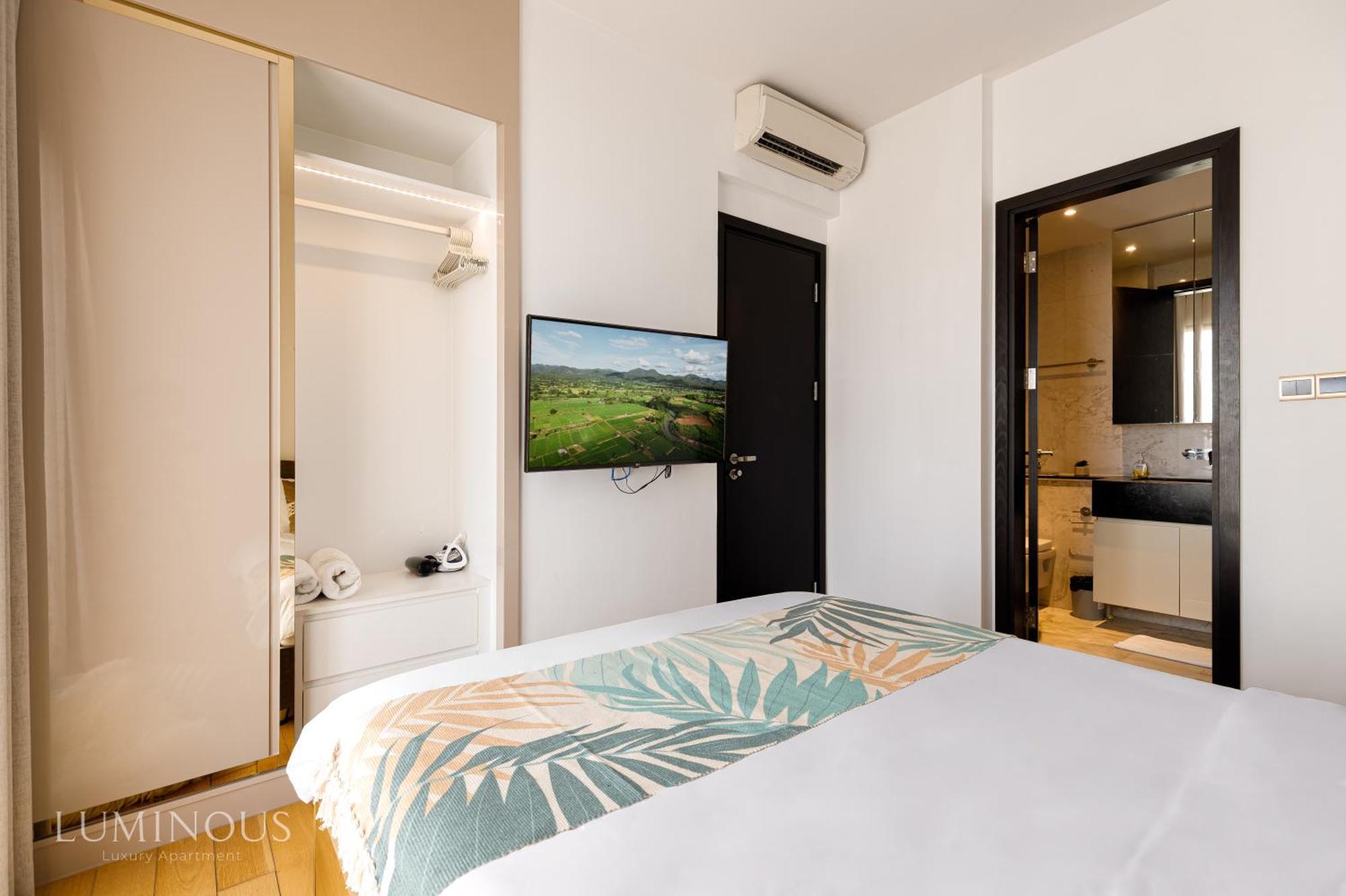 Modern District 1 2br&3br D1&zenity Outdoor Jacuzzi Pool * Ho Chi Minh City