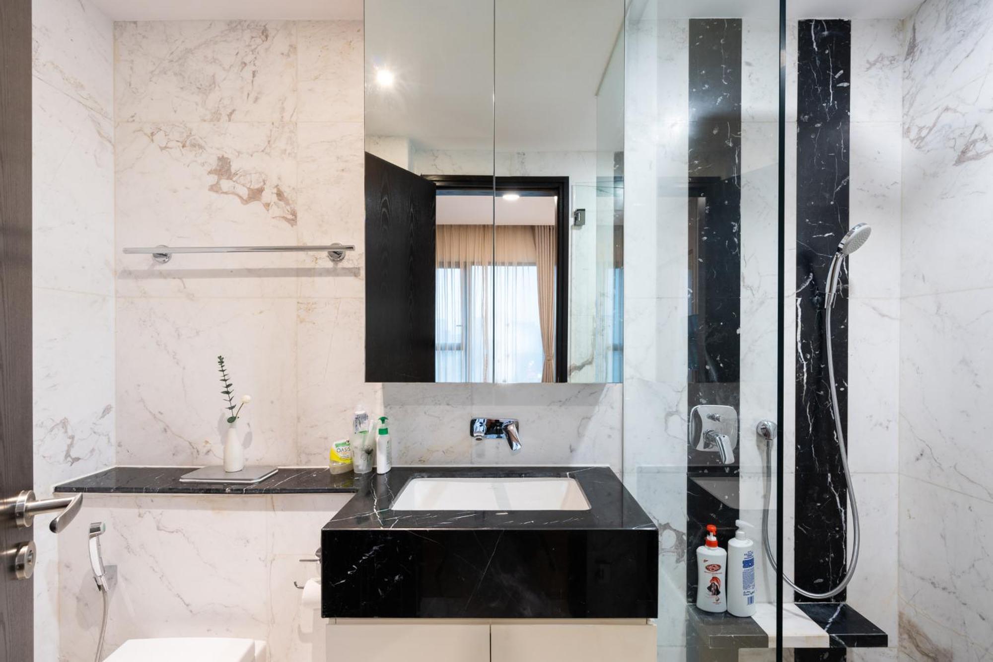 Apartment Modern District 1 2br&3br D1&zenity Outdoor Jacuzzi Pool