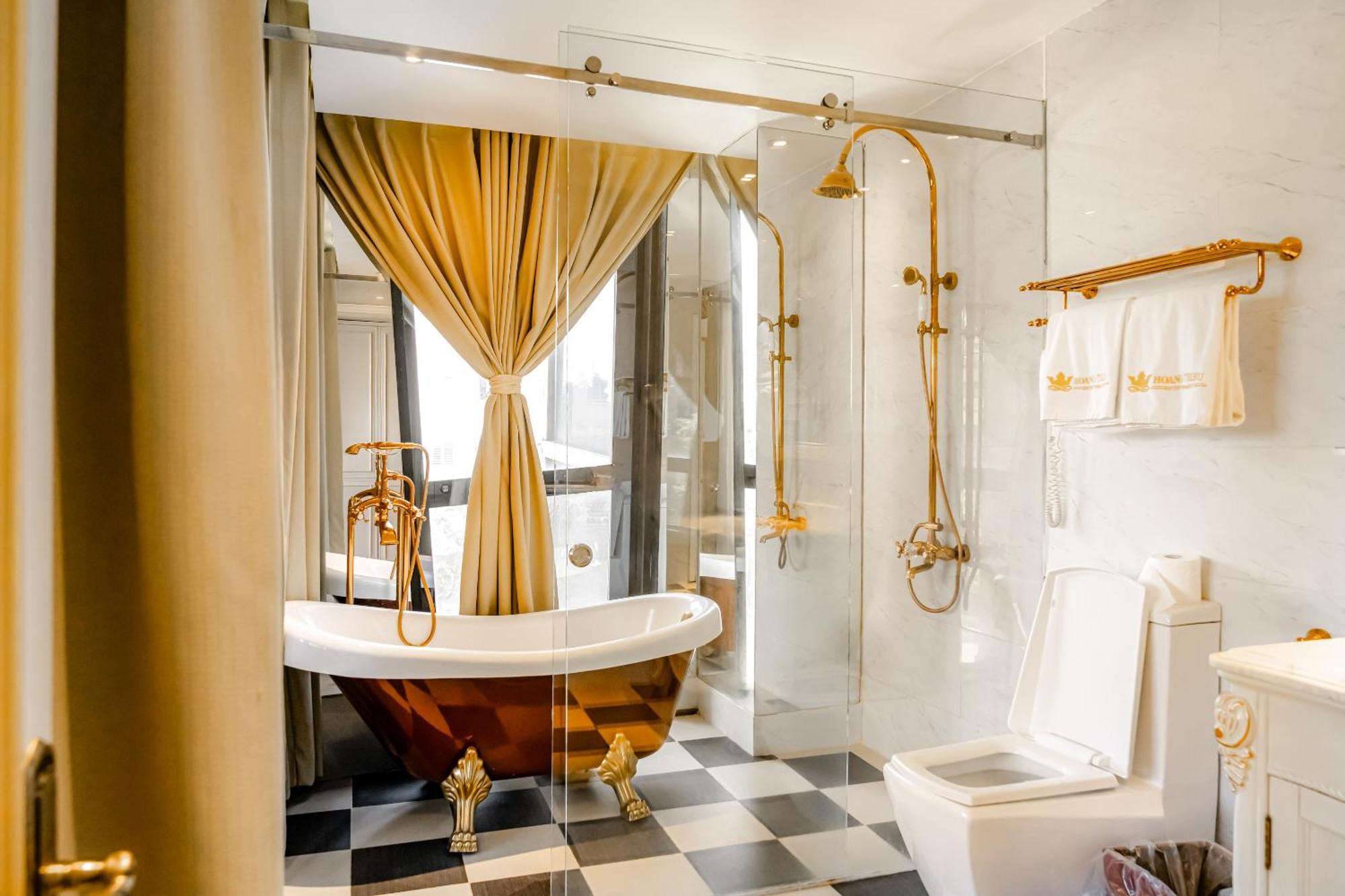 Hoang Trieu Hotel Ho Chi Minh City