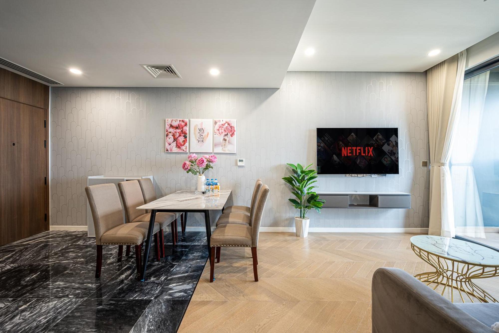 Lumiere Riverside By Aura Luxury * Bandar Ho Chi Minh