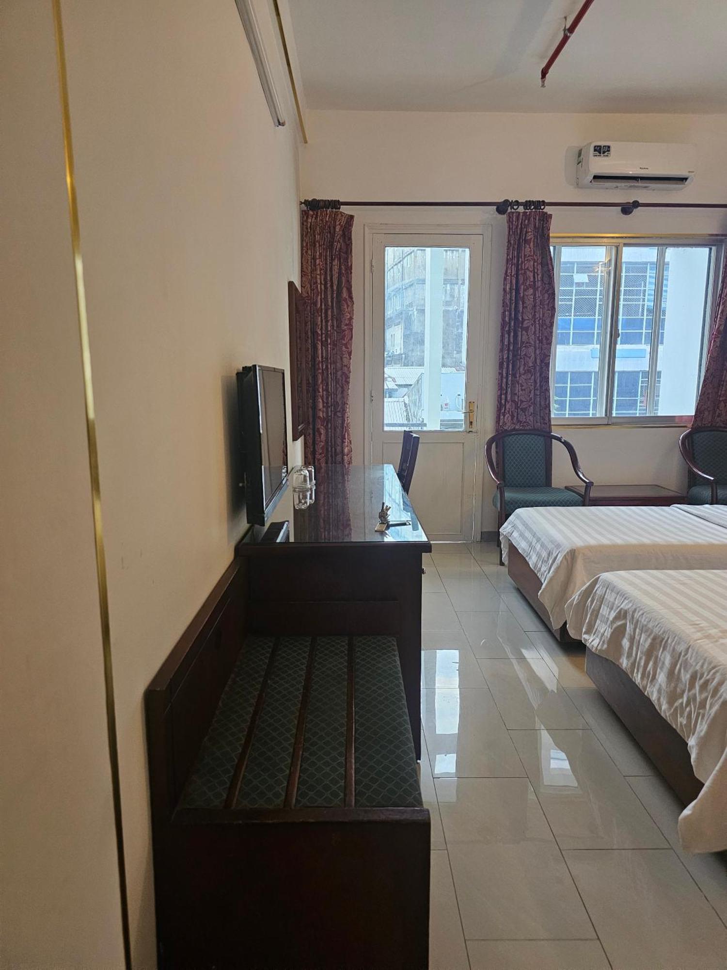 Khach San Trung Mai Hotel Ho Chi Minh City