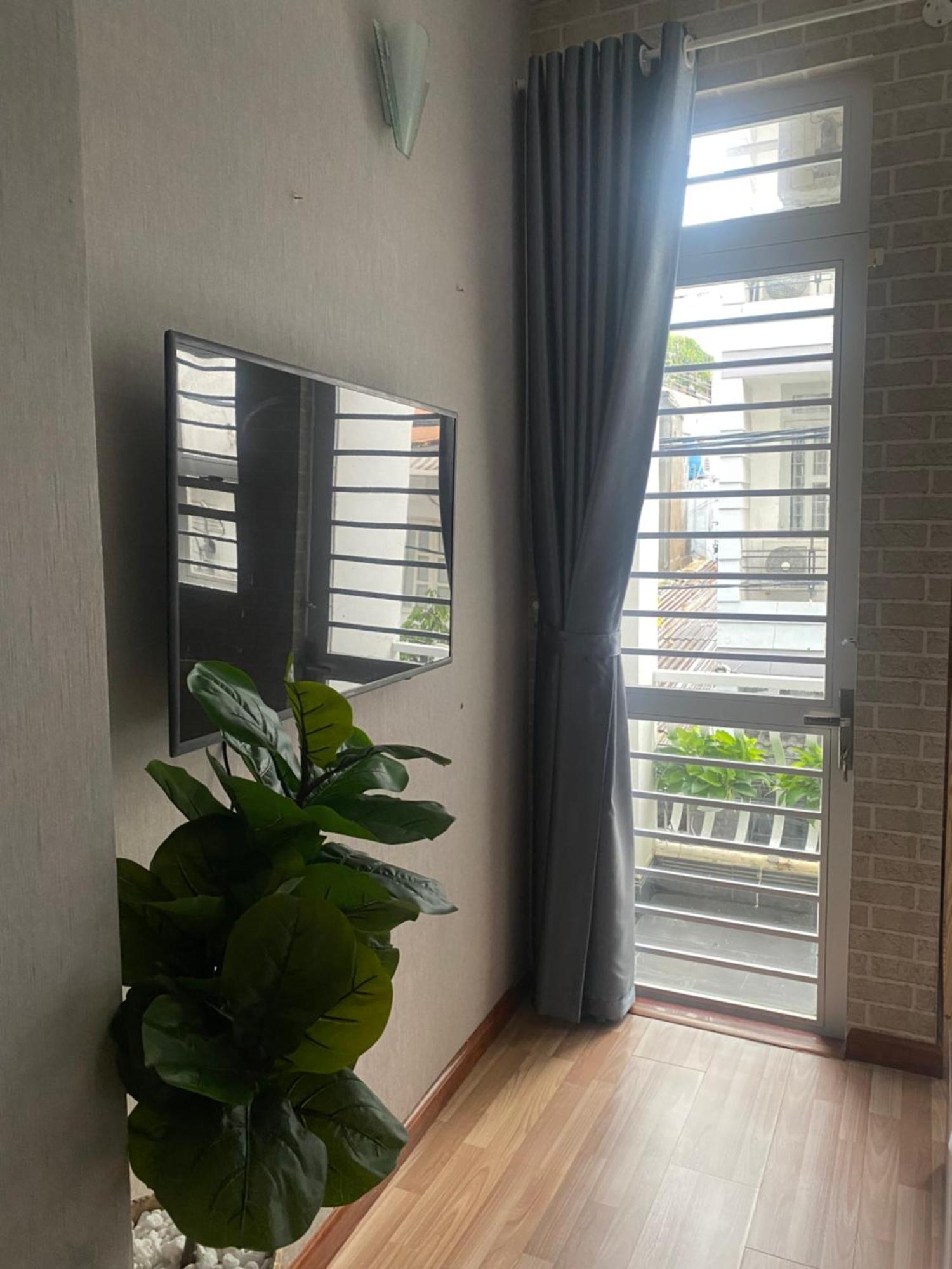 Chill 2 Nhà khách TP. Hồ Chí Minh