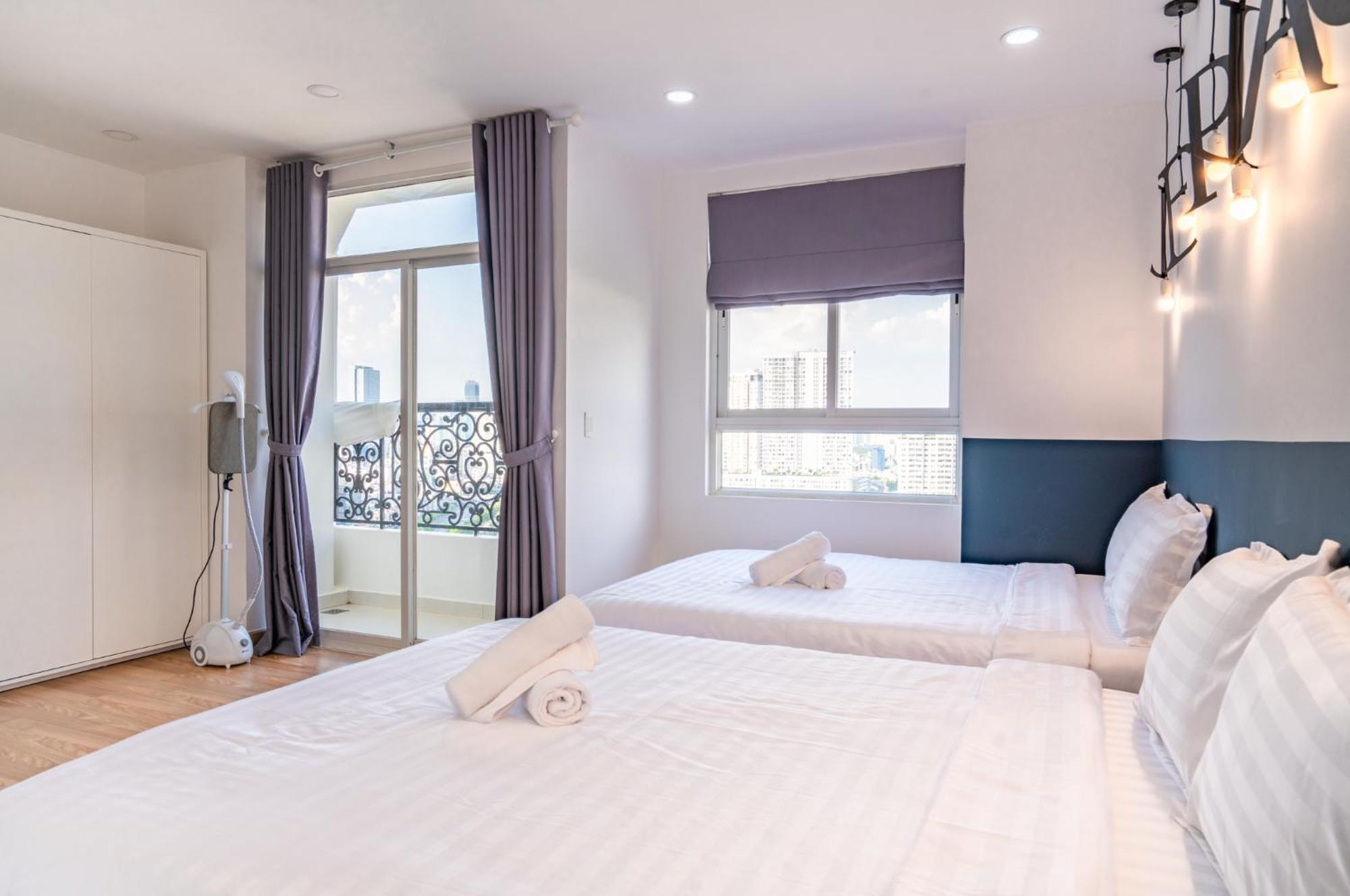The Luxury Grand Riverside City Center * Ho Chi Minh City