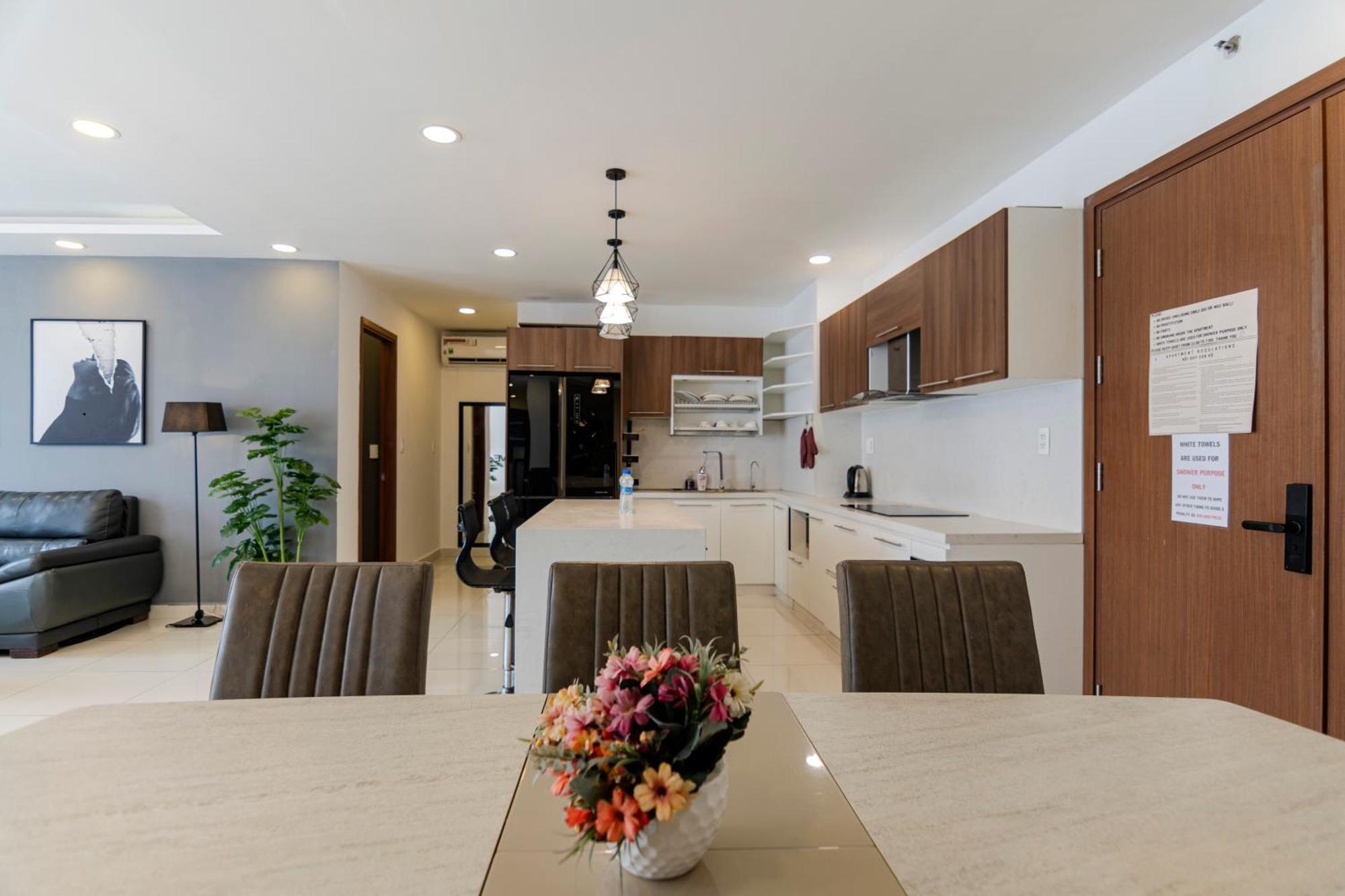 The Luxury Grand Riverside City Center Apartment *
