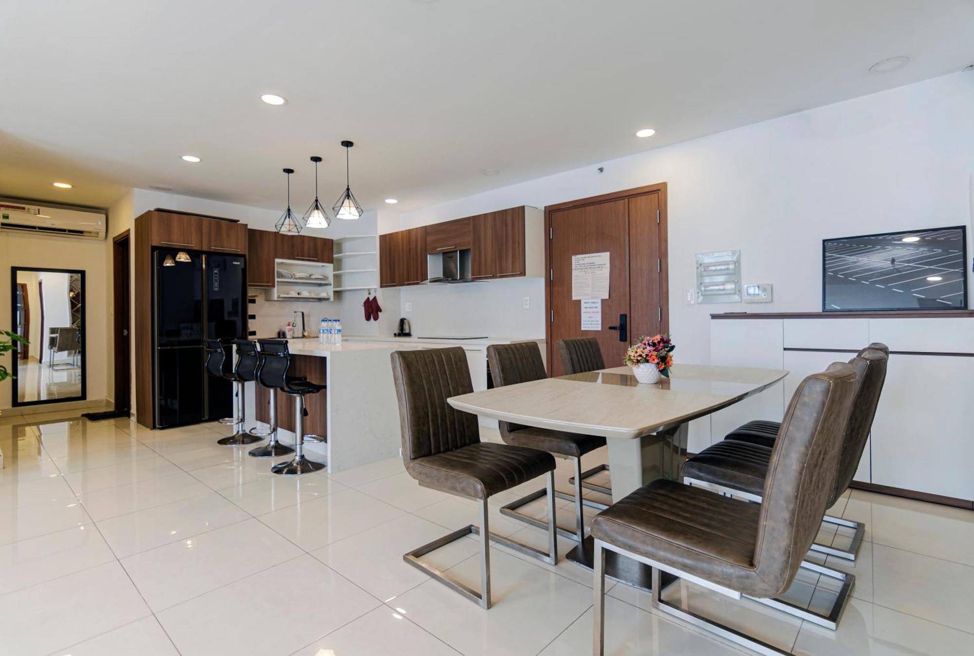 The Luxury Grand Riverside City Center Apartment
