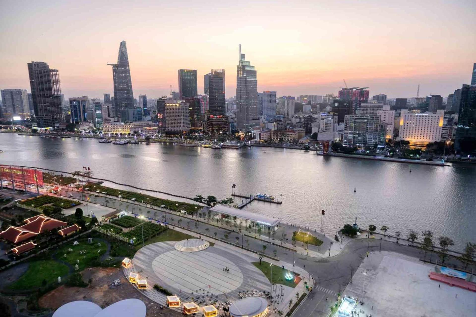 Apartment Smile - The Opera Luxury - Infinity Pool Ho Chi Minh City