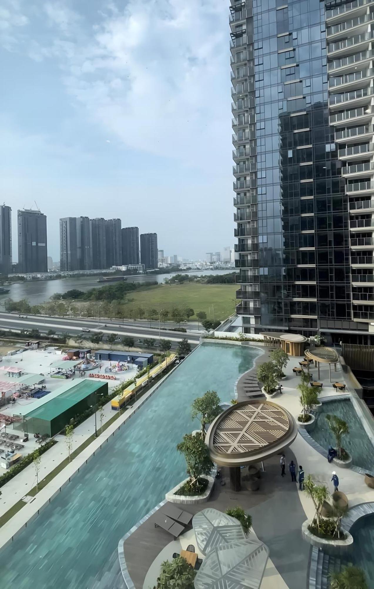 Smile - The Opera Luxury - Infinity Pool Apartment *