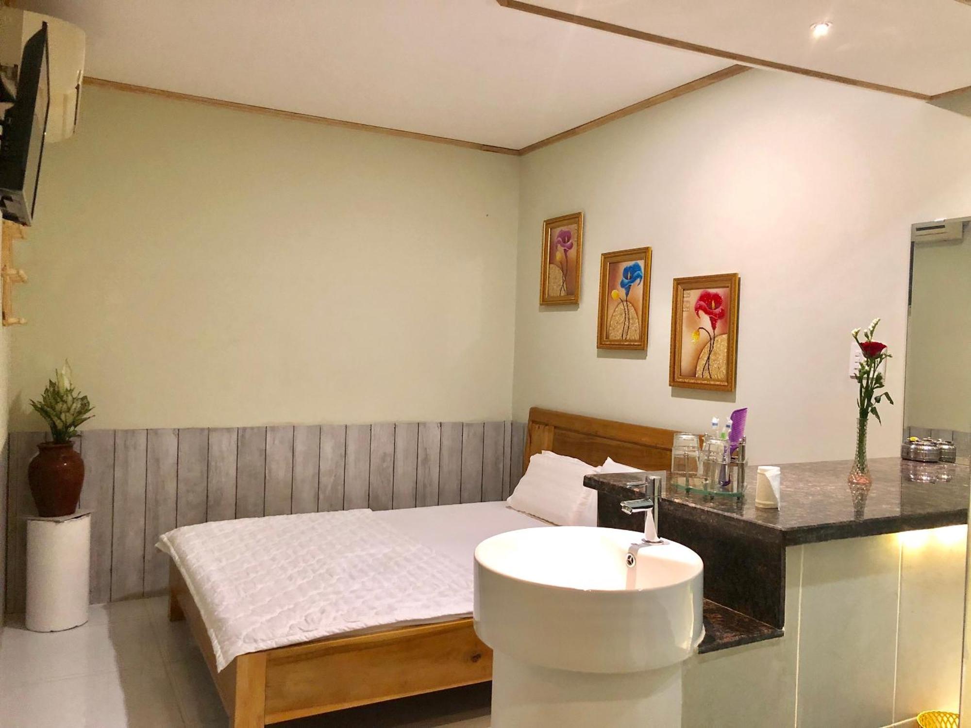 Motel Khang Bao Vien
