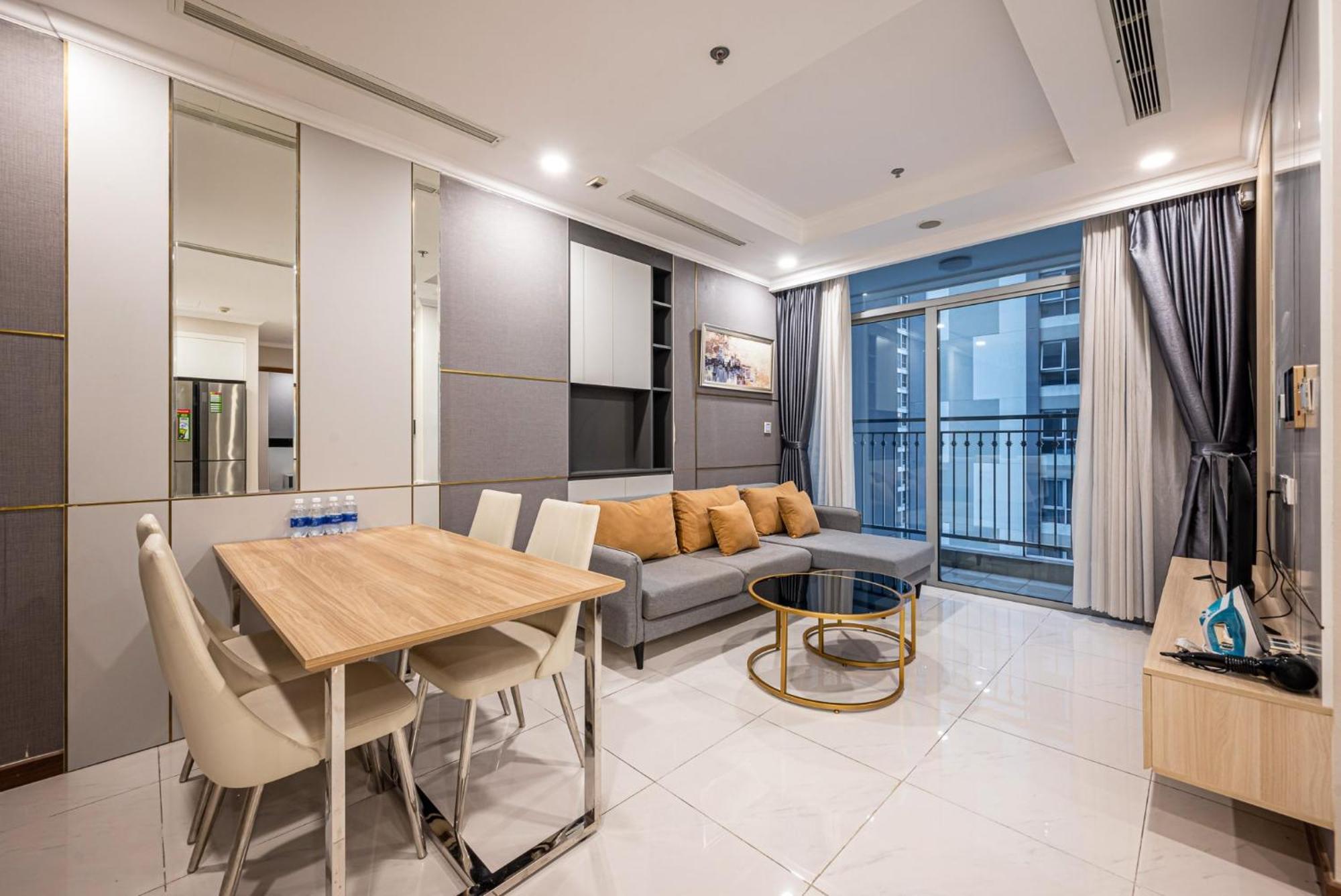 Liam Service - Vinhome Central Park Apartment Ho Chi Minh City