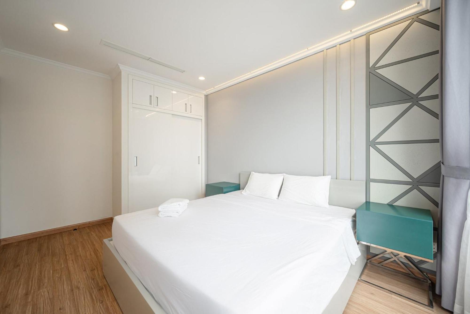 Liam Service - Vinhome Central Park *