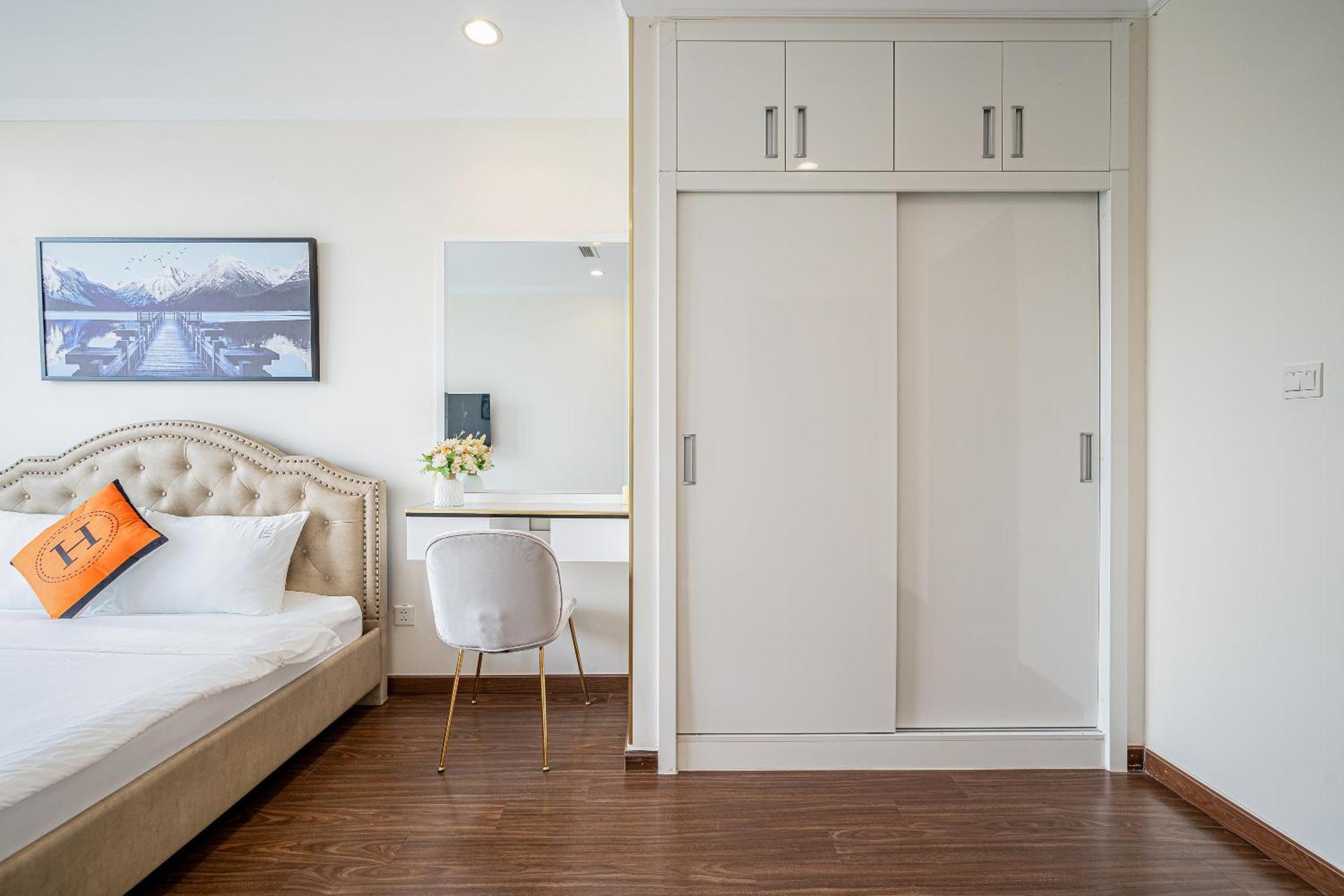 Landmark Sky Living Luxury-full Noi That * Ho Chi Minh City