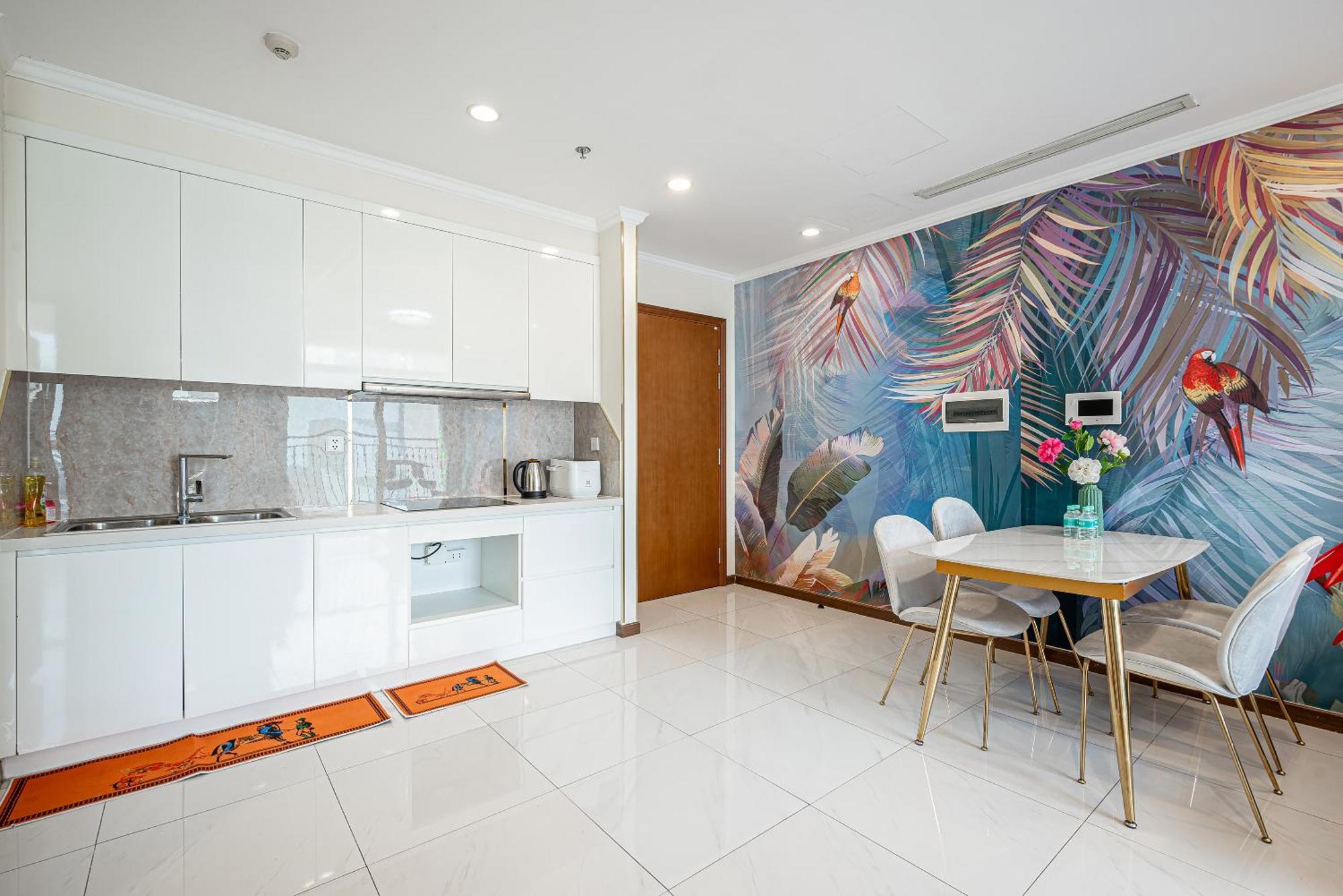 Landmark Sky Living Luxury-full Noi That * Ho Chi Minh City