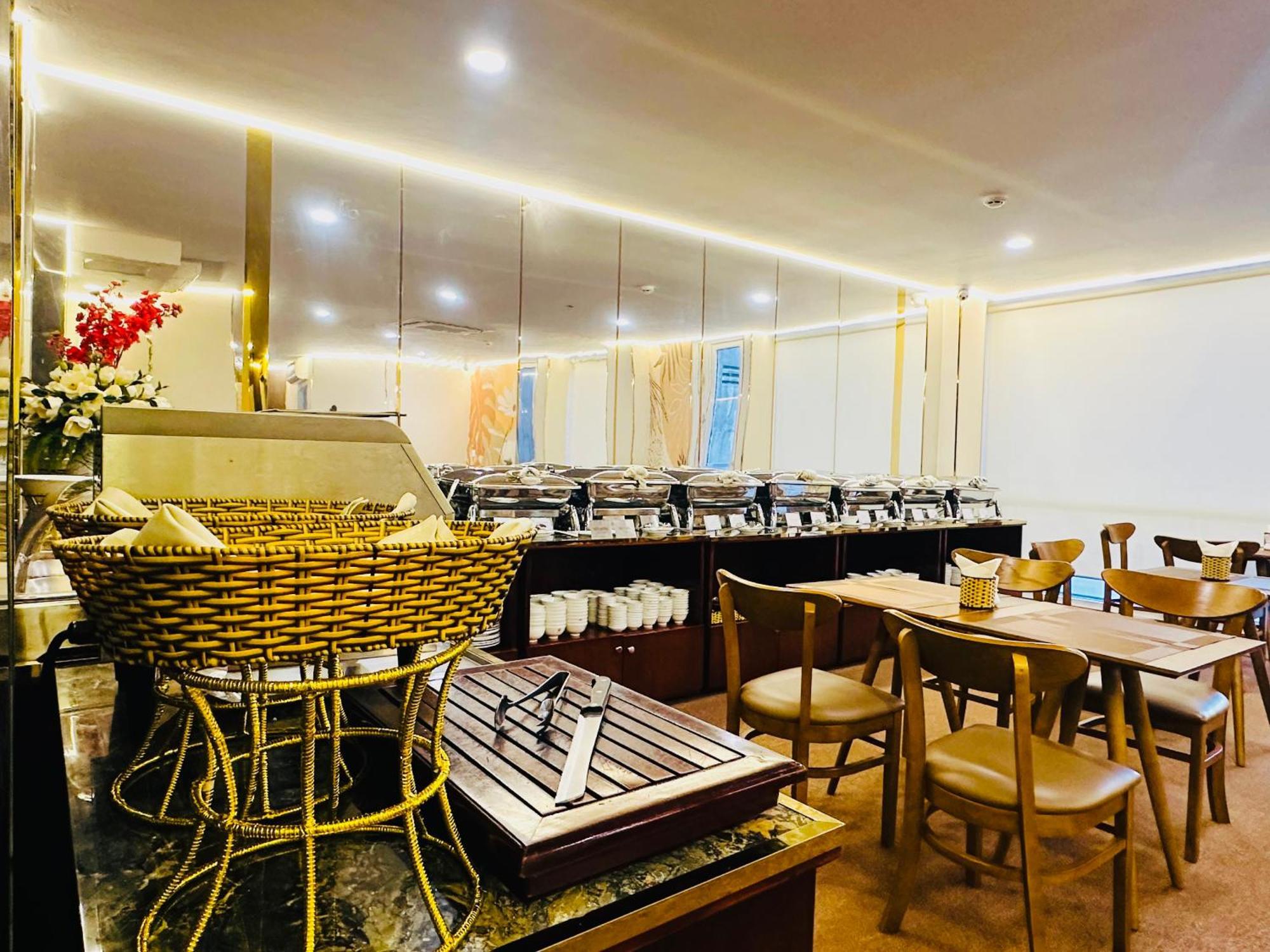 Huong Sen Annex Hotel 3*