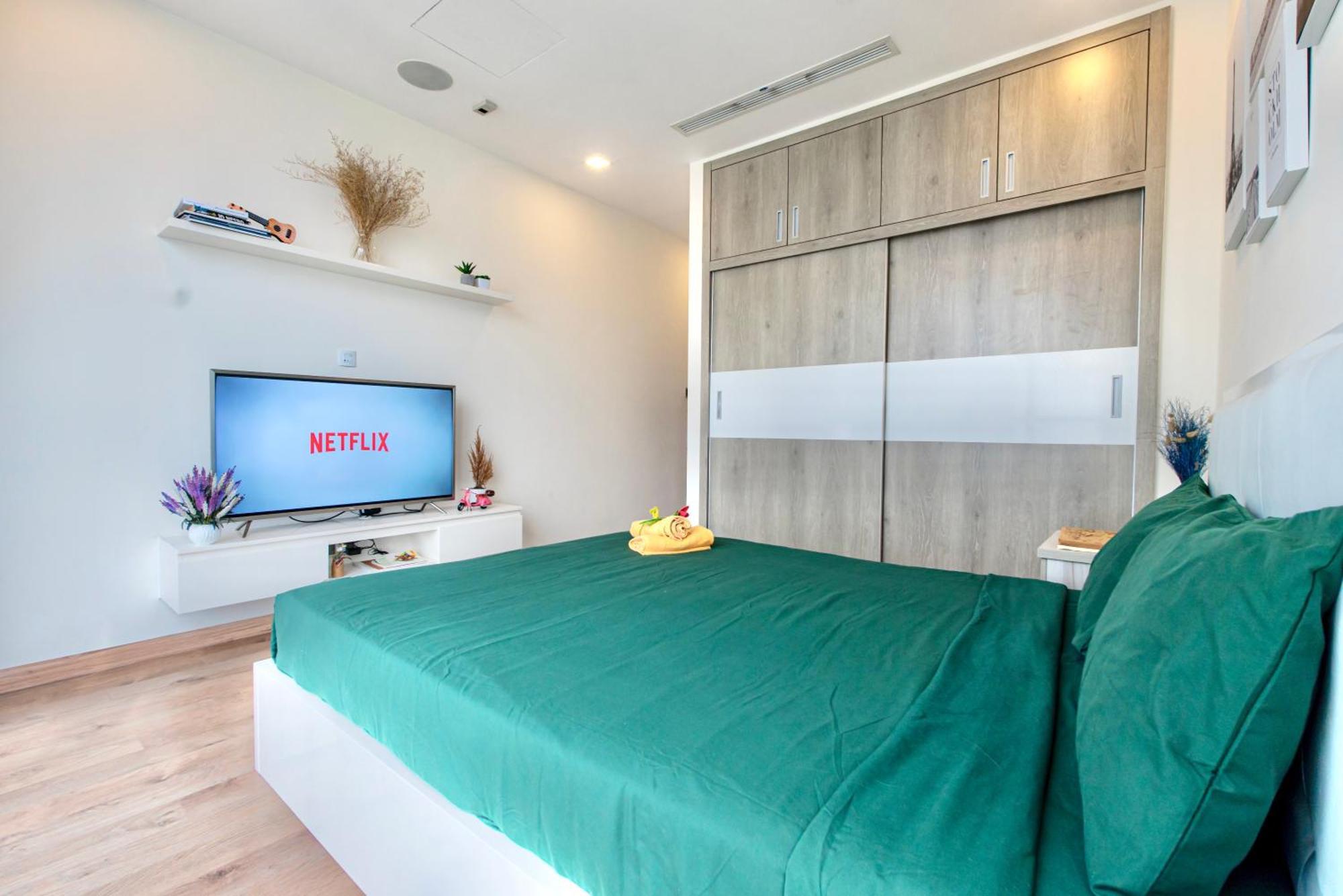 Apartment Chalton - Landmark 81 Area, Ice Rink & Grand Park Ho Chi Minh City