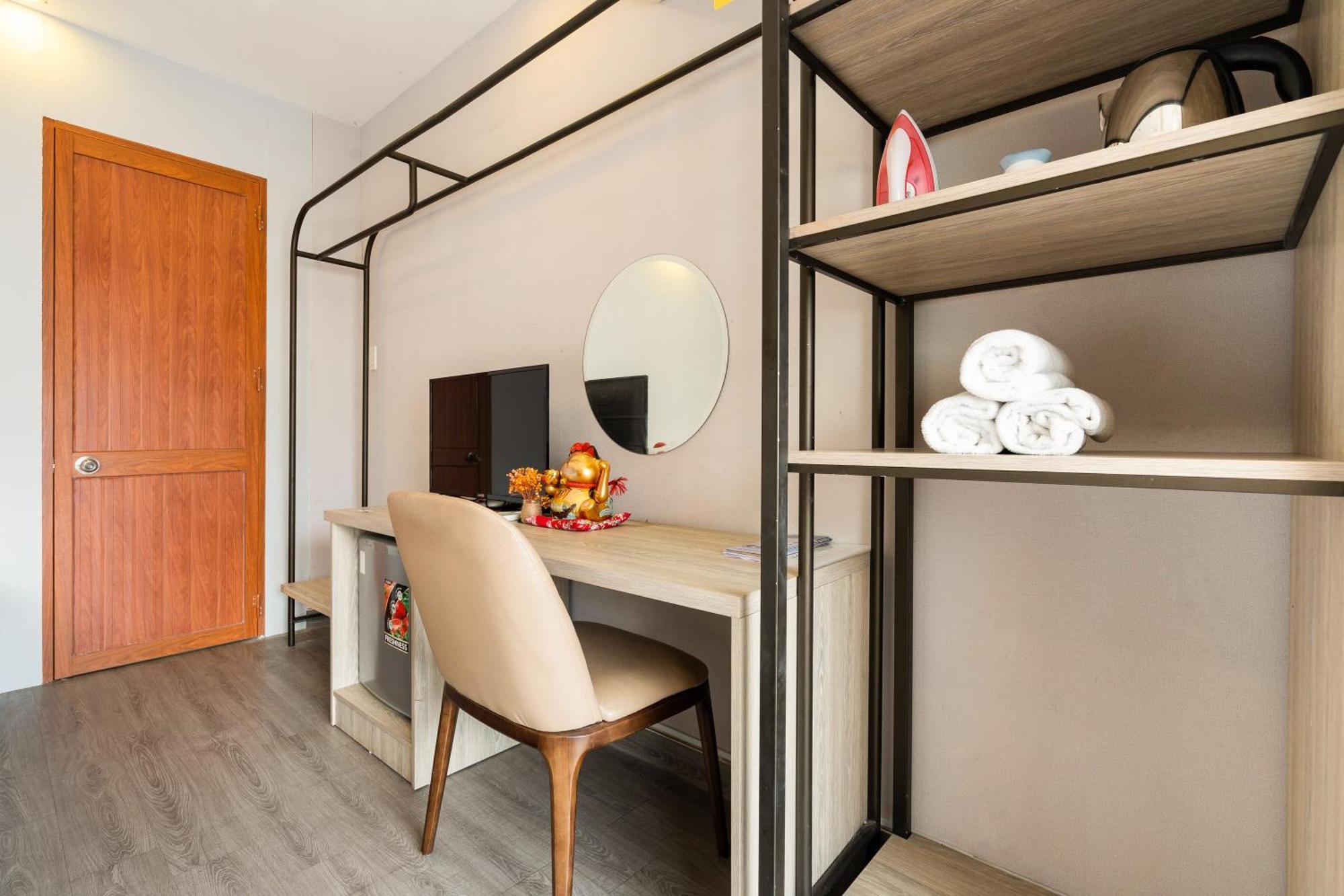 Cozy Near Buivien Street Bandar Ho Chi Minh