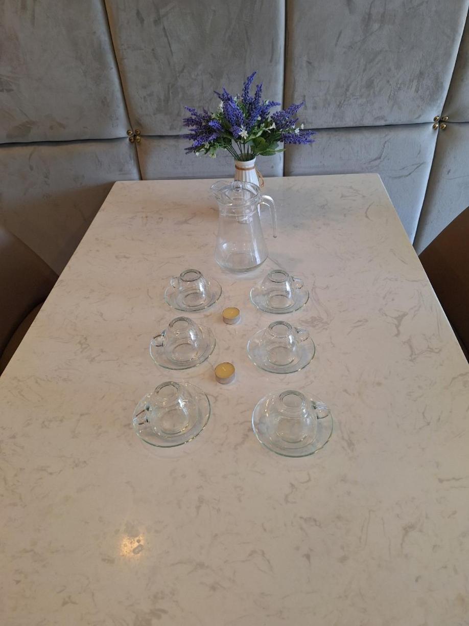 Bed & Breakfast Vinhomes Central Park *