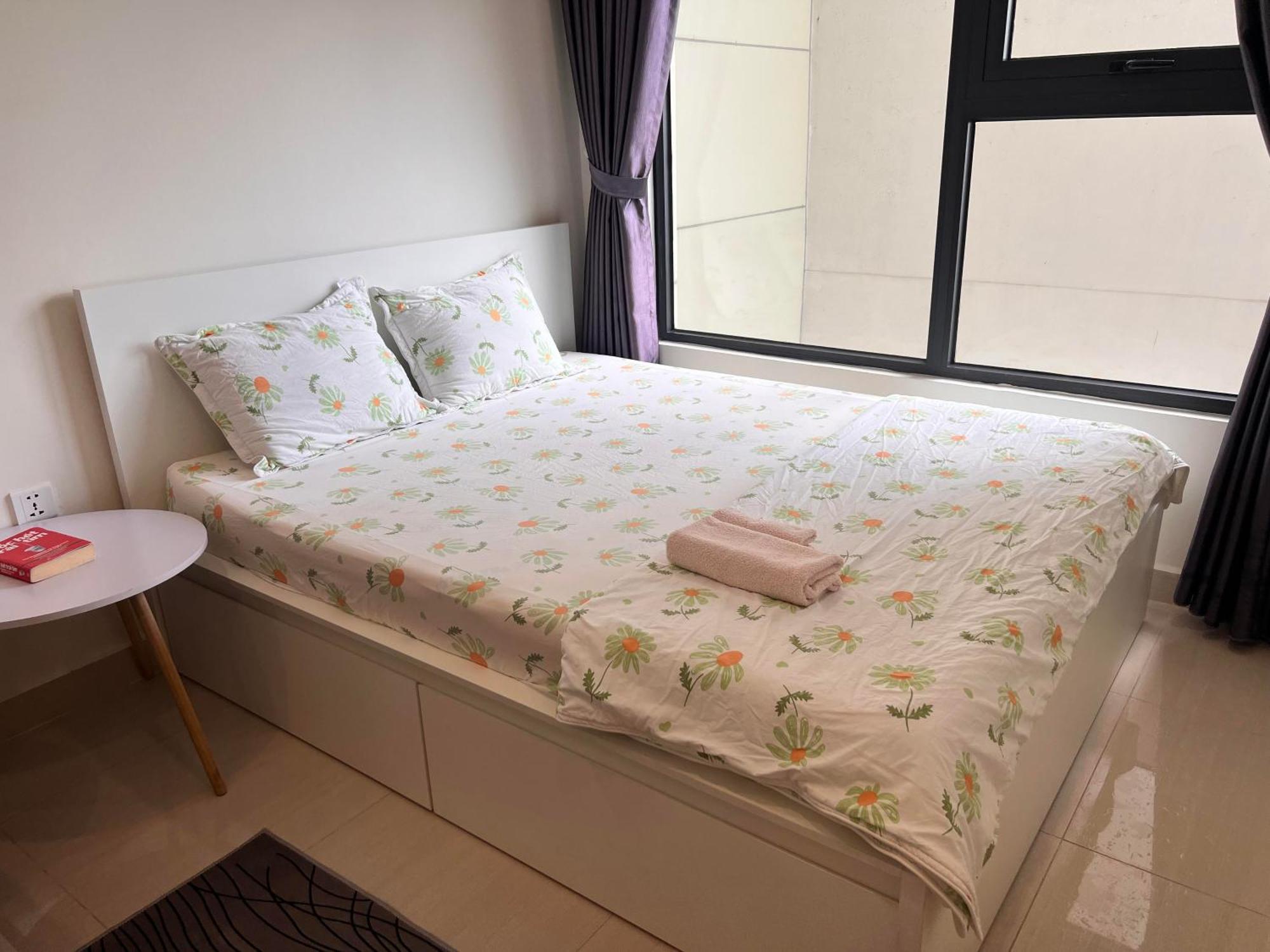 Vinhomes Grand Park Homestay-riverside House *