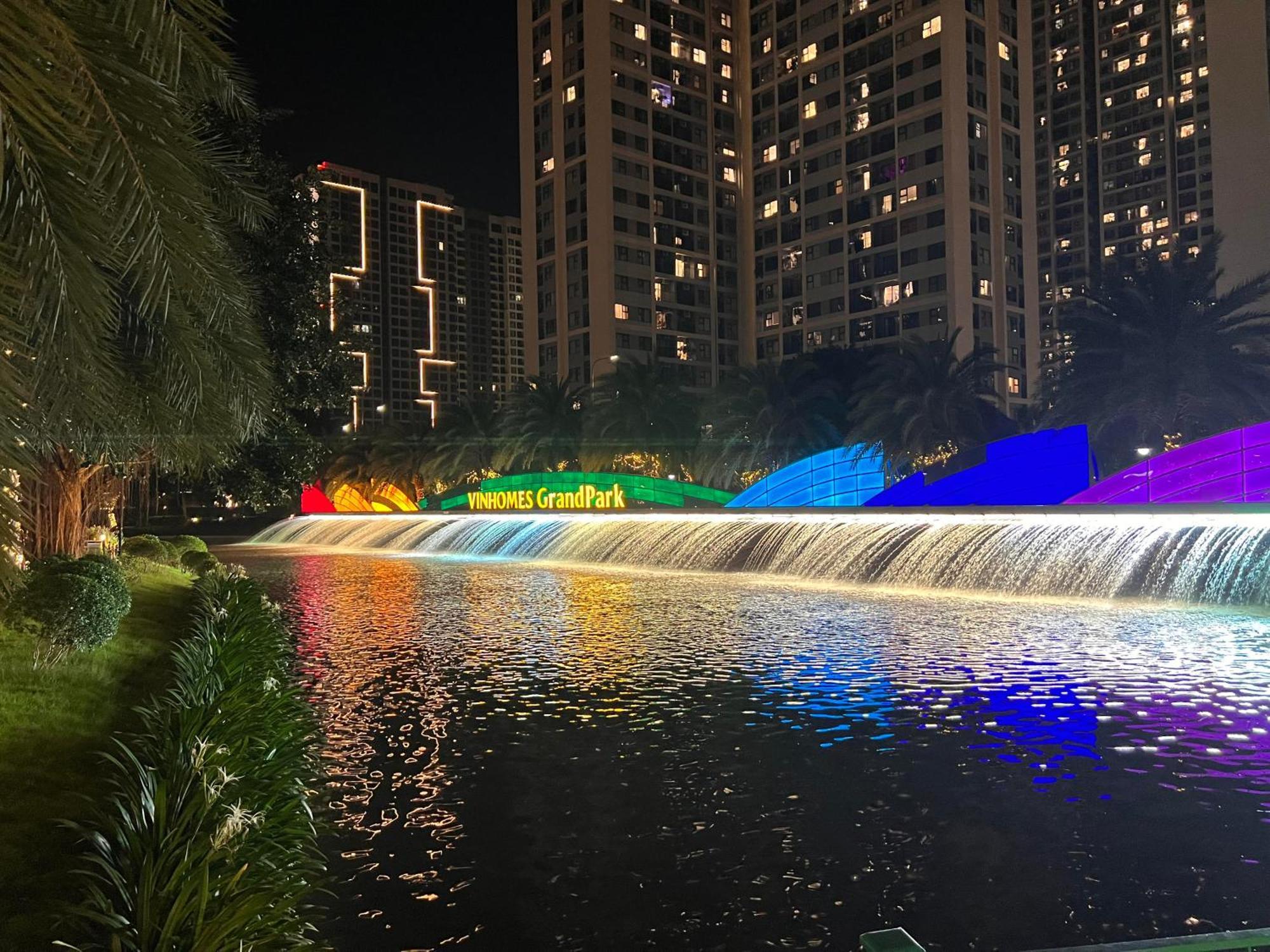 Apartment Vinhomes Grand Park Homestay-riverside House *