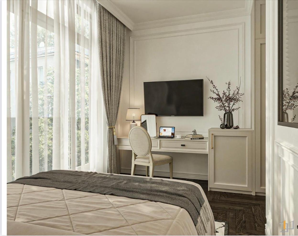 Louis House