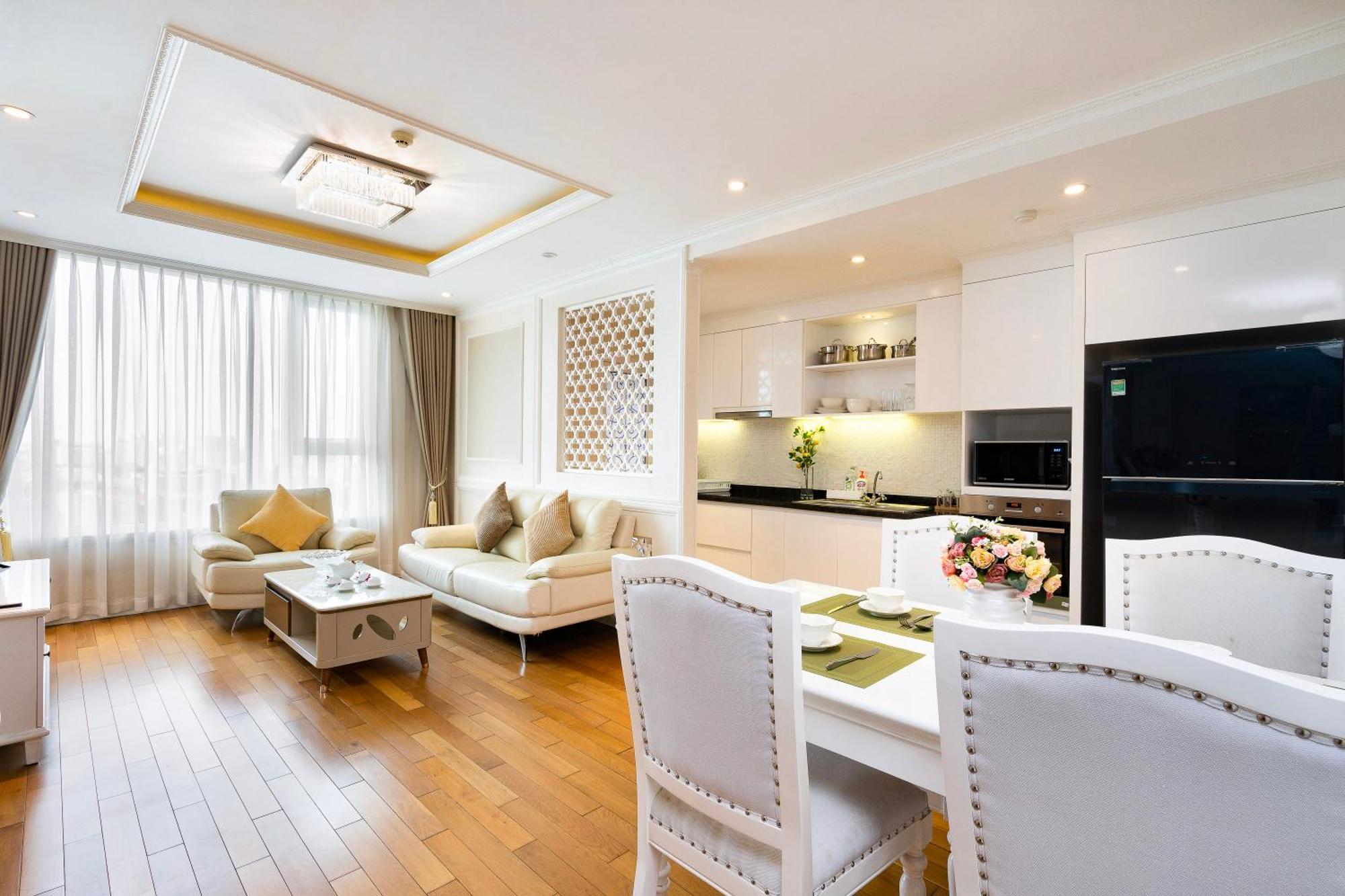 Apartment 2br 3br Luxury Sky Pool
