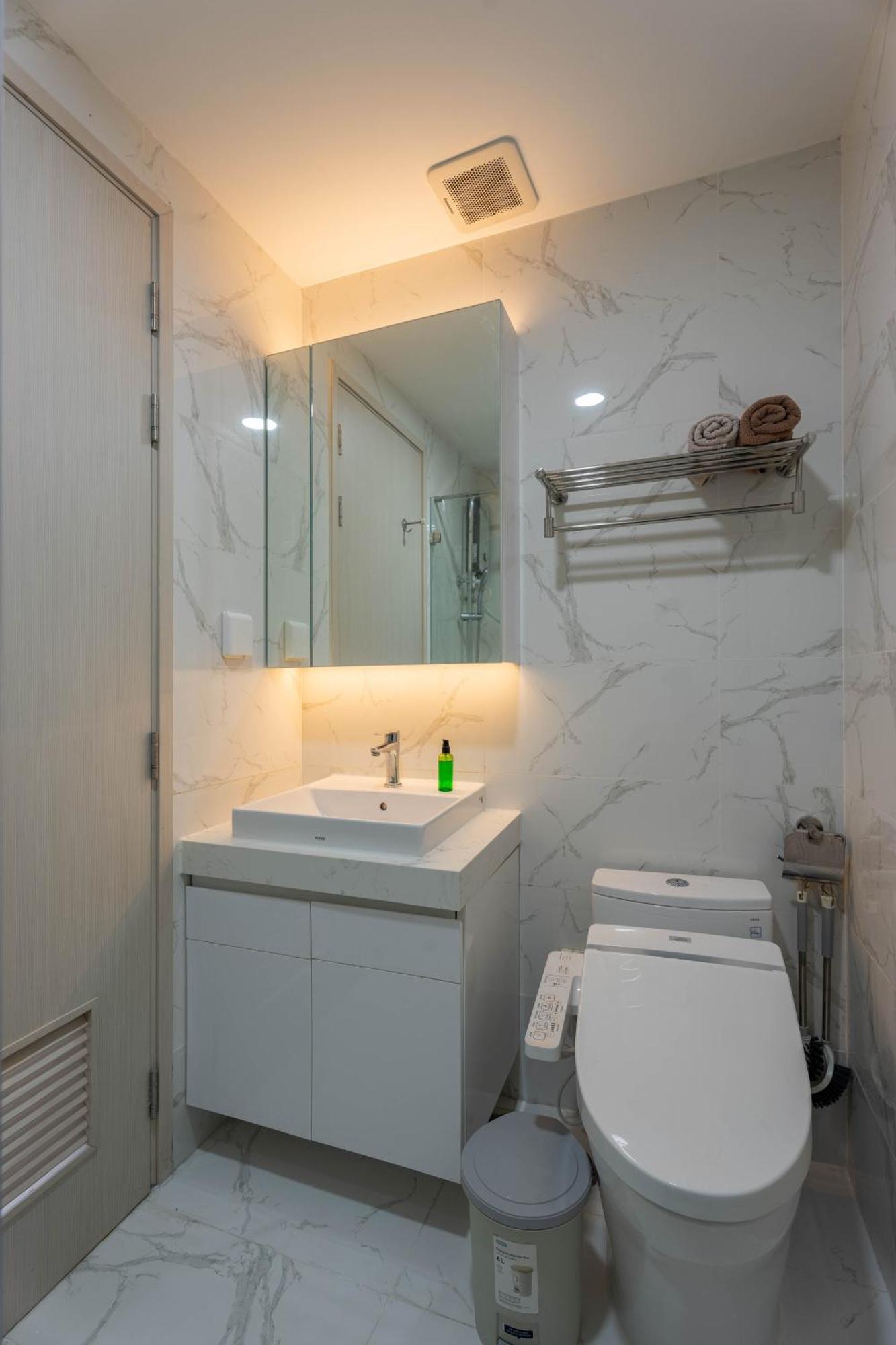 Roomio Paris Hoang Kim-shared