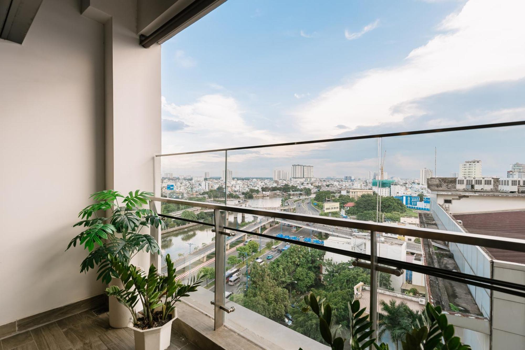 Apartment 2-3 Bedroom In District 1 D1mension Free Pick Up *