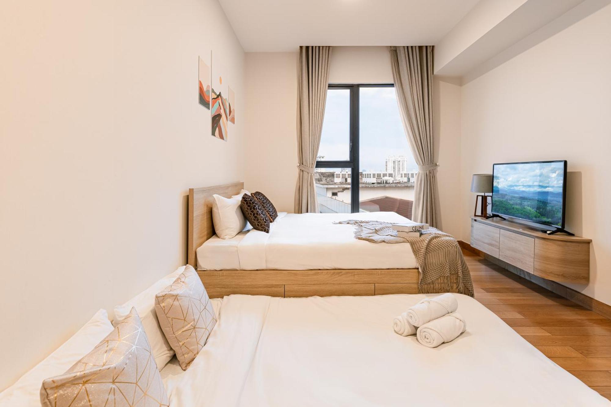 Apartment 2-3 Bedroom In District 1 D1mension Free Pick Up *
