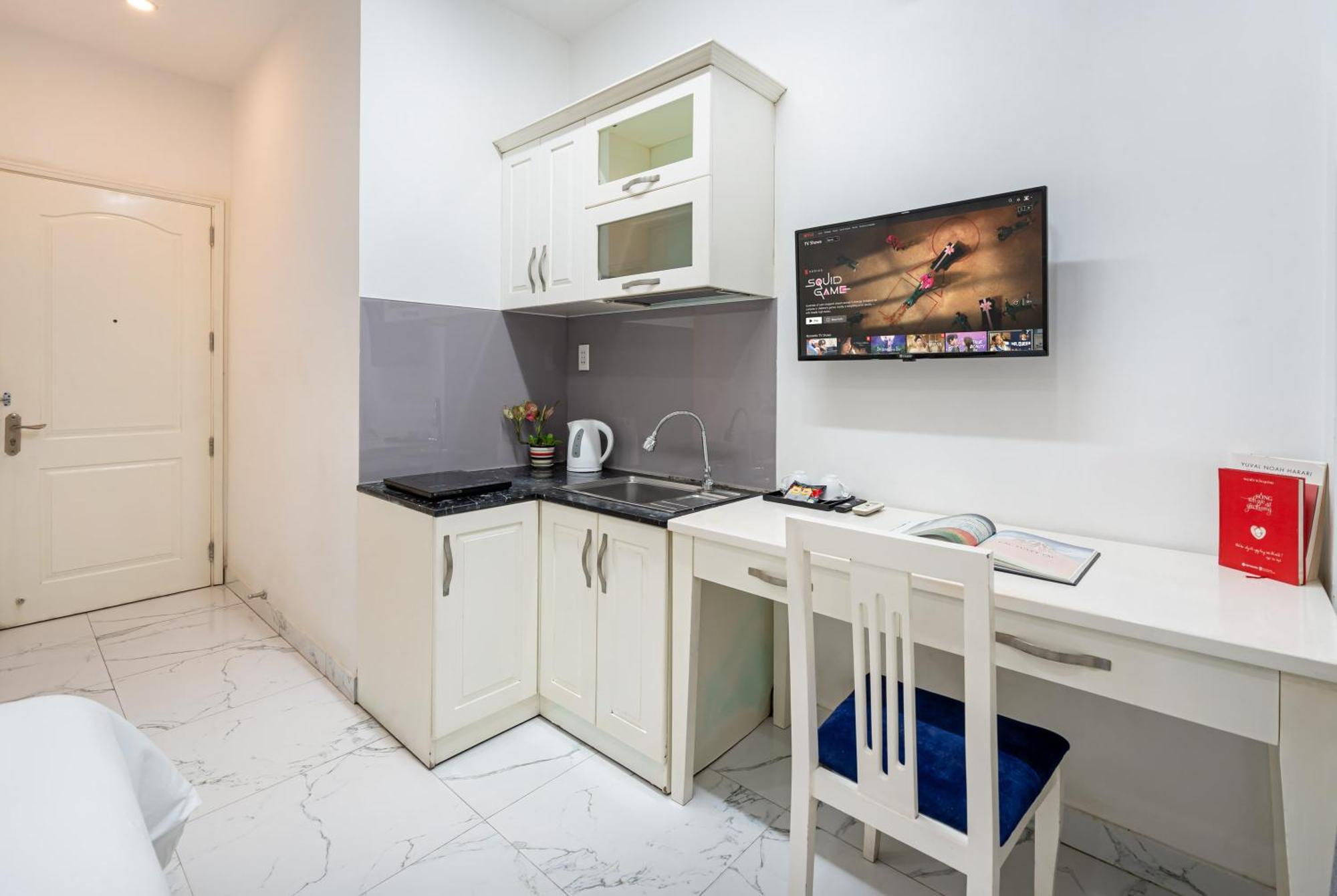 Hotel Lotus Nguyen Phi Khanh Q1