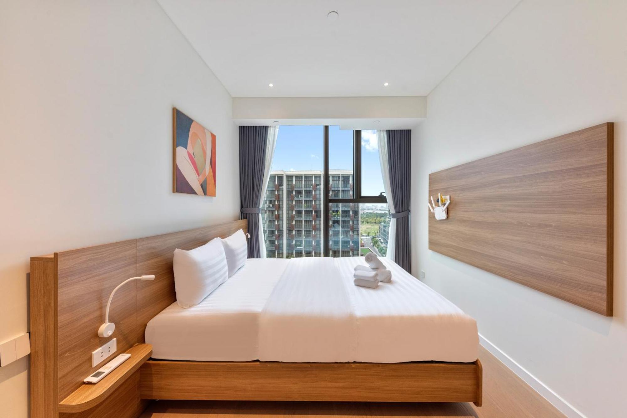 Smile - The Opera Luxury - Infinity Pool Apartment *
