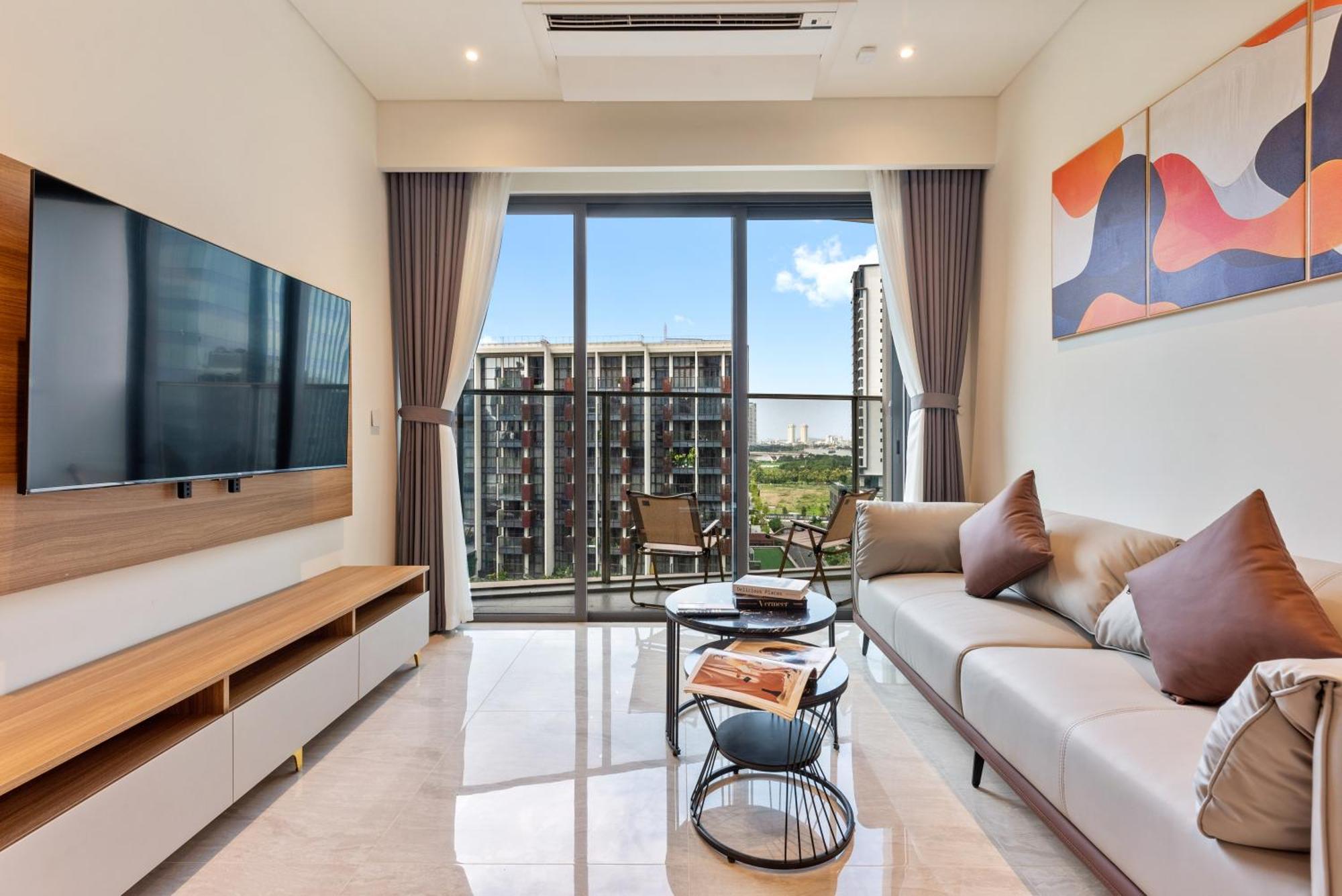 Smile - The Opera Luxury - Infinity Pool Apartment