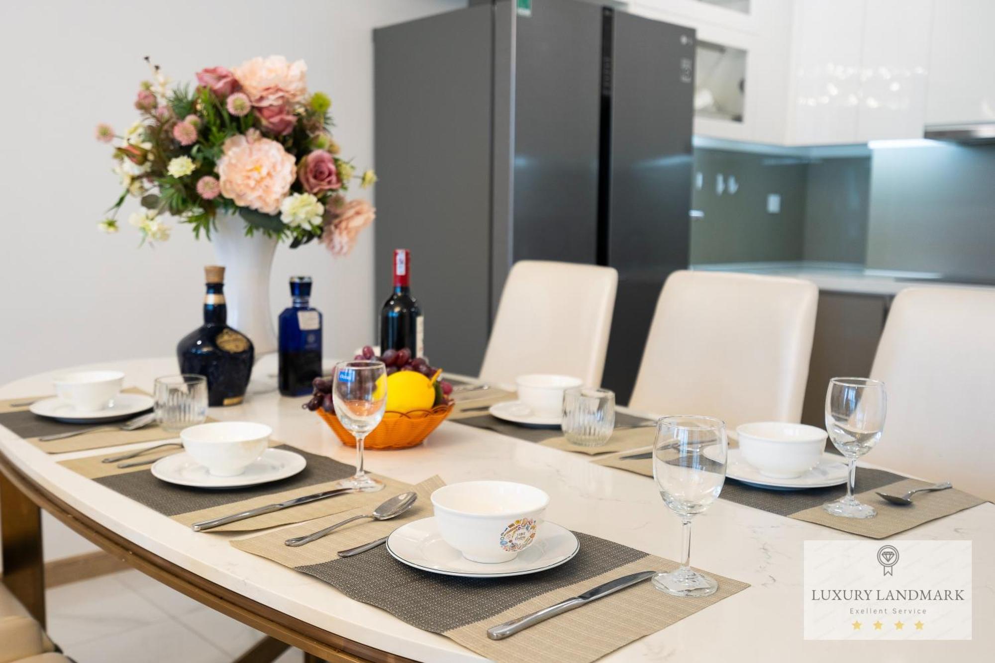 The Signature Landmark 81 - Vinhomes Central Binh Thanh Aparthotel Ho Chi Minh City