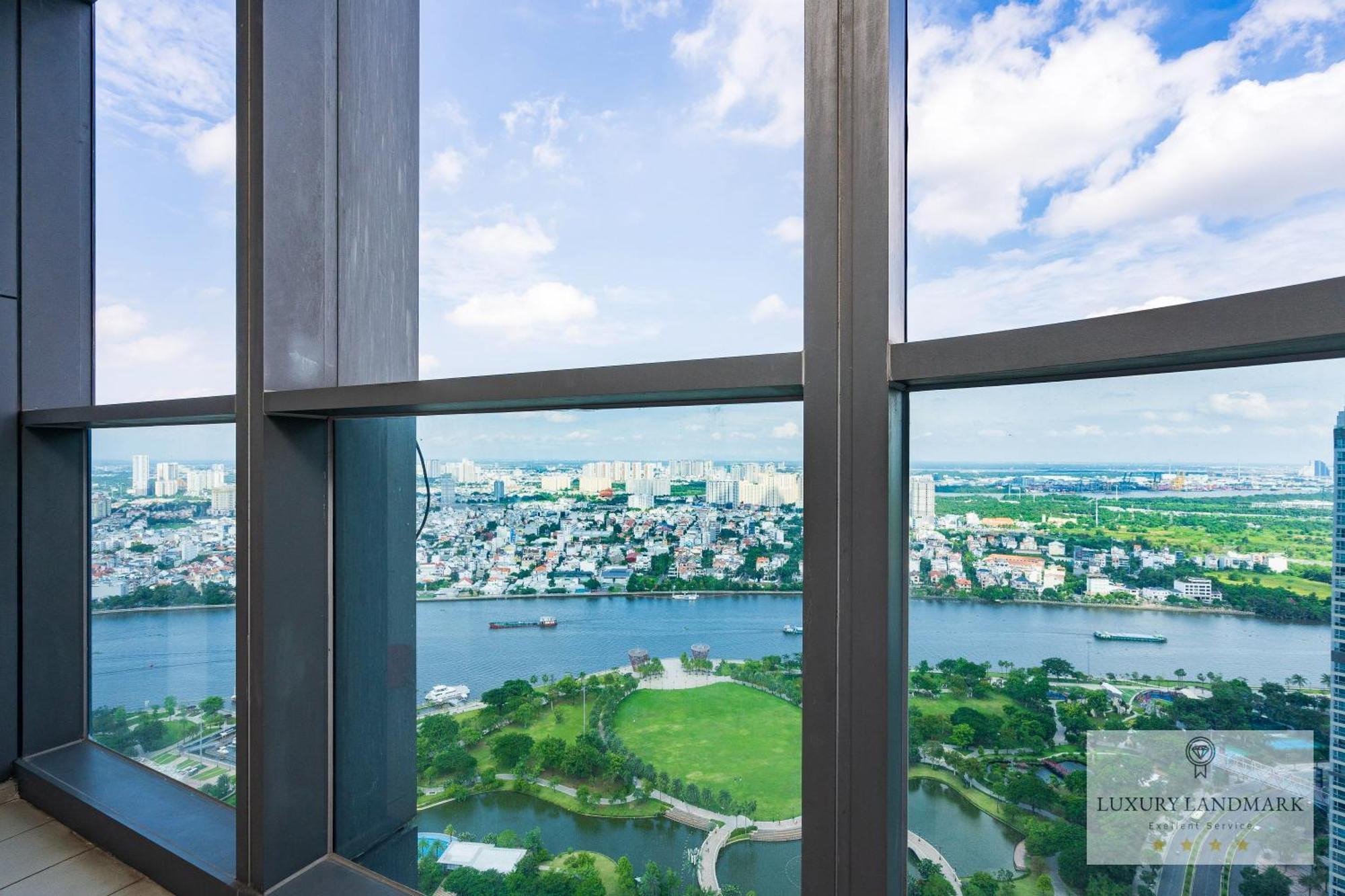Aparthotel The Signature Landmark 81 - Vinhomes Central Binh Thanh