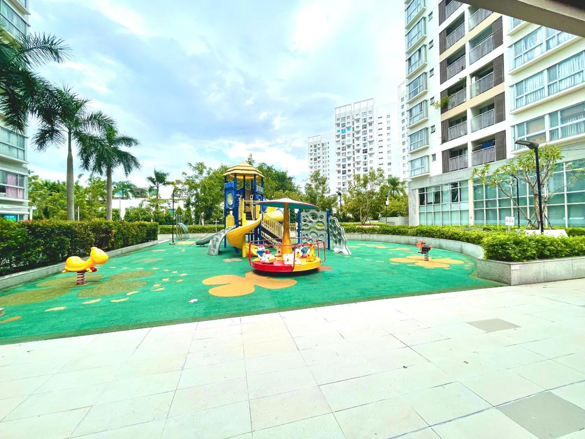 Secc Luxury 2-br Apartment, Scenic Valley, Saigon Exhibition And Convention Center, Fv Hospital, Phu My Hung District 7 Pangsapuri