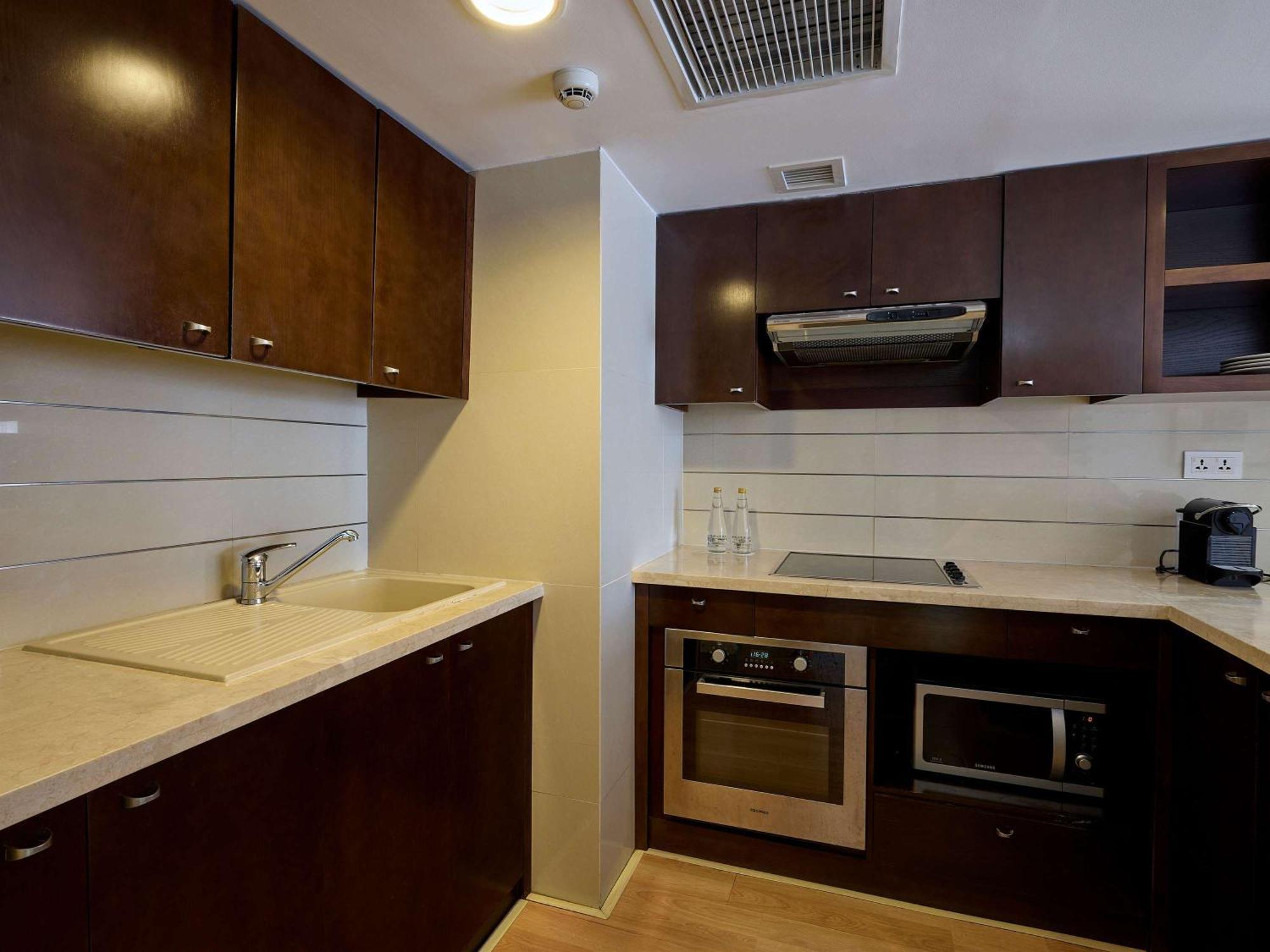 Hotel Sofitel Saigon Plaza Bandar Ho Chi Minh