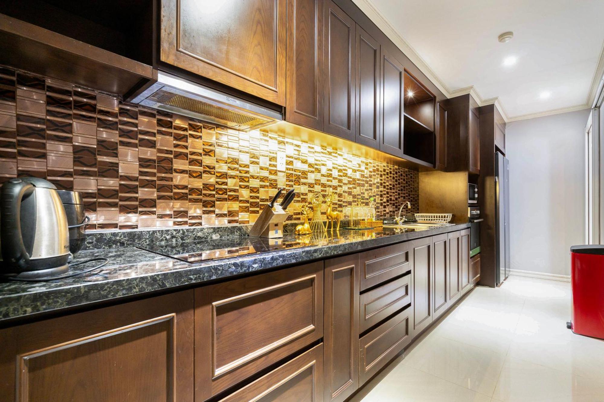 Apartment 2br 3br Luxury Sky Pool Ho Chi Minh City
