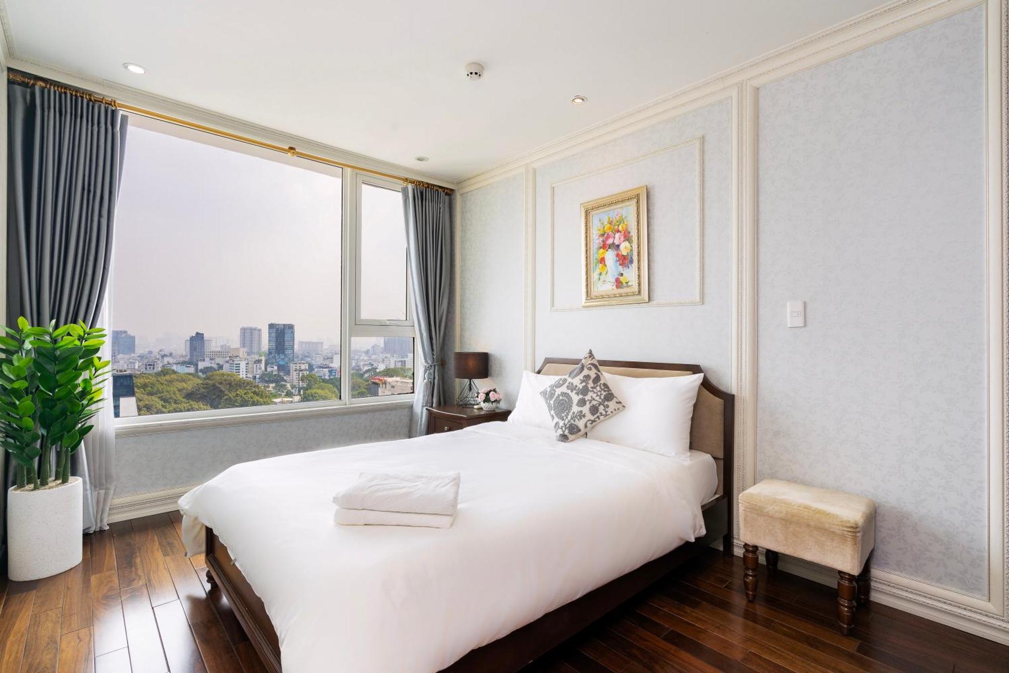 2br 3br Luxury Sky Pool Ho Chi Minh City