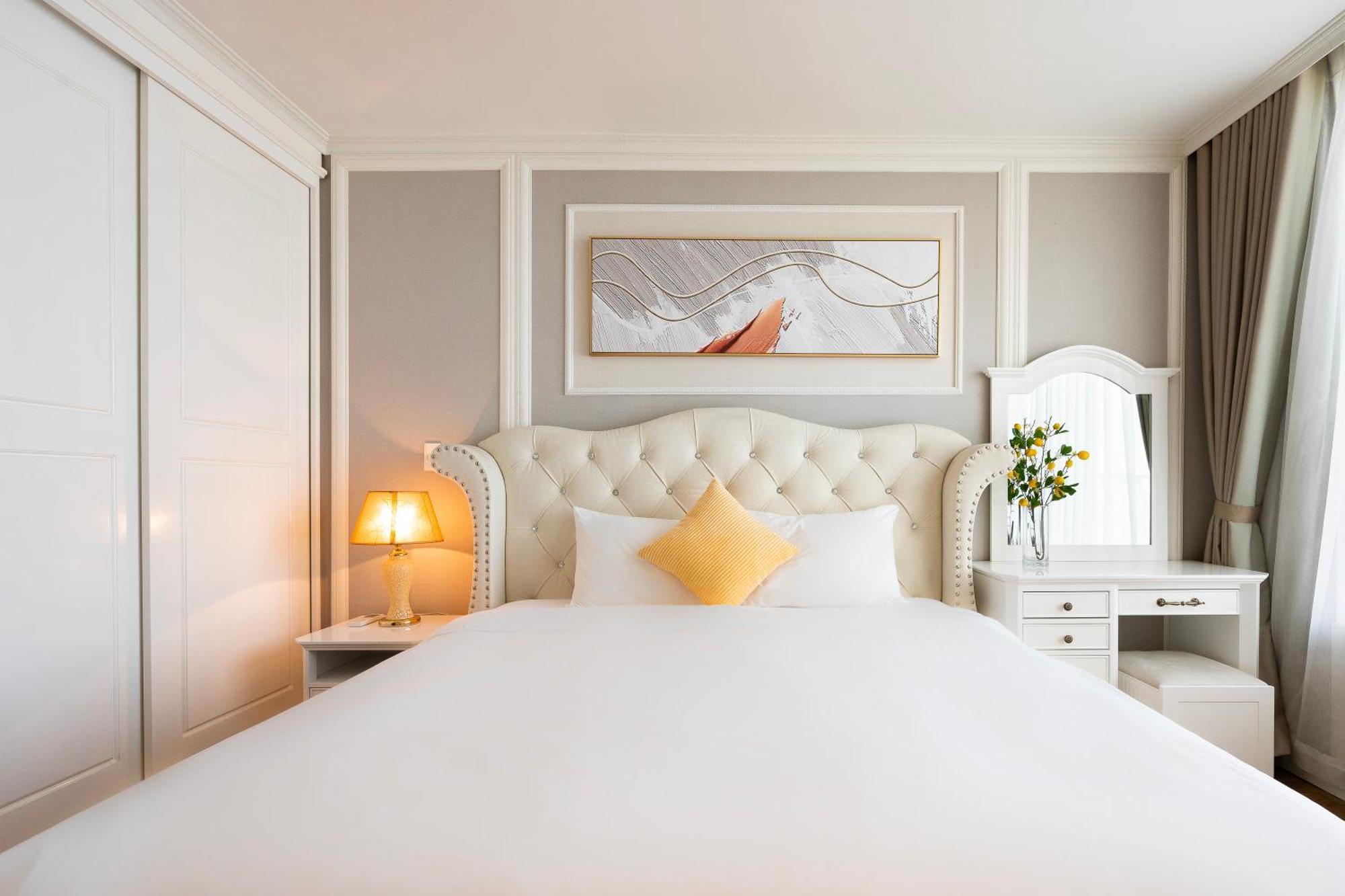Apartment 2br 3br Luxury Sky Pool Ho Chi Minh City