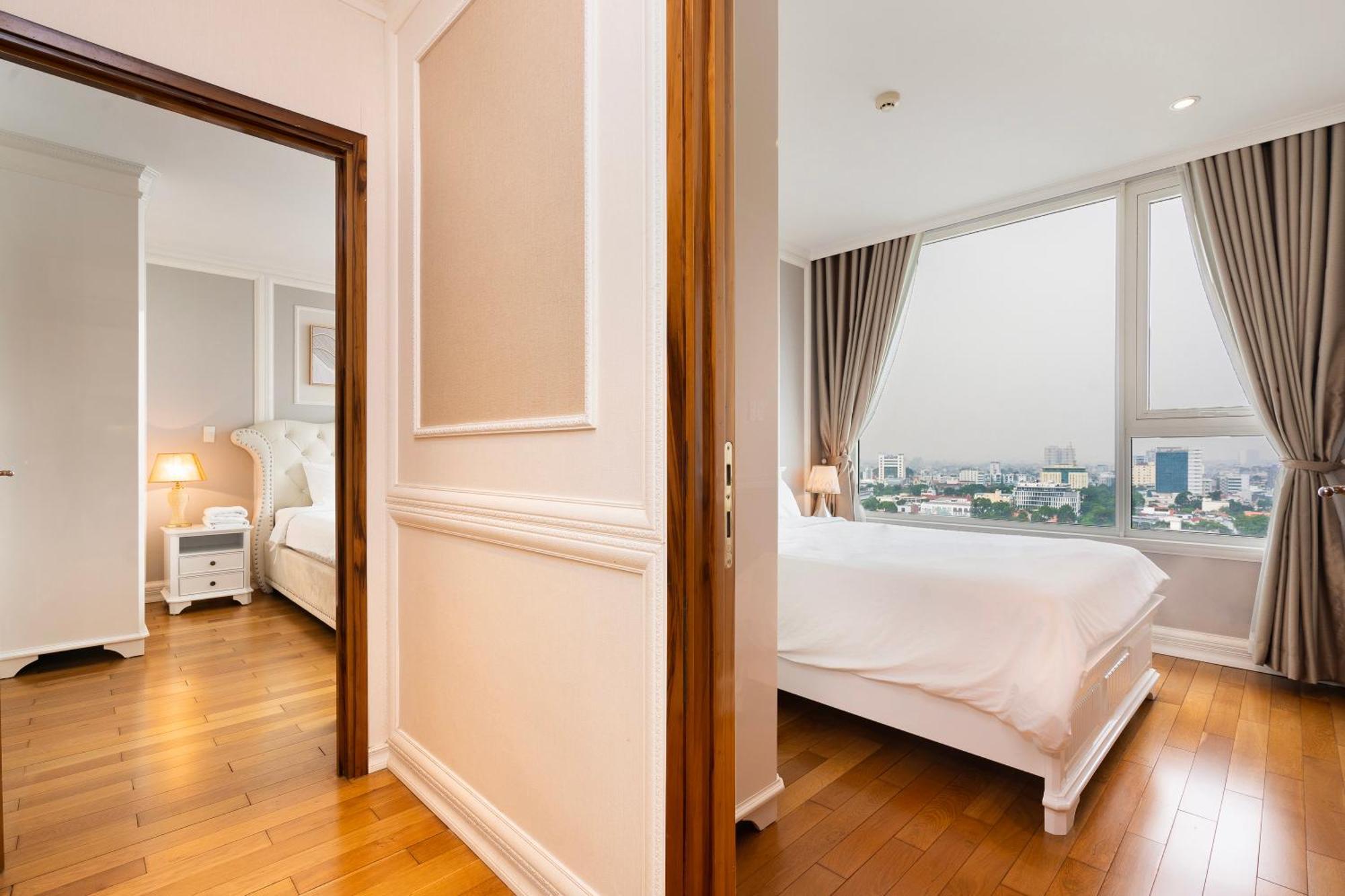 2br 3br Luxury Sky Pool * Ho Chi Minh City