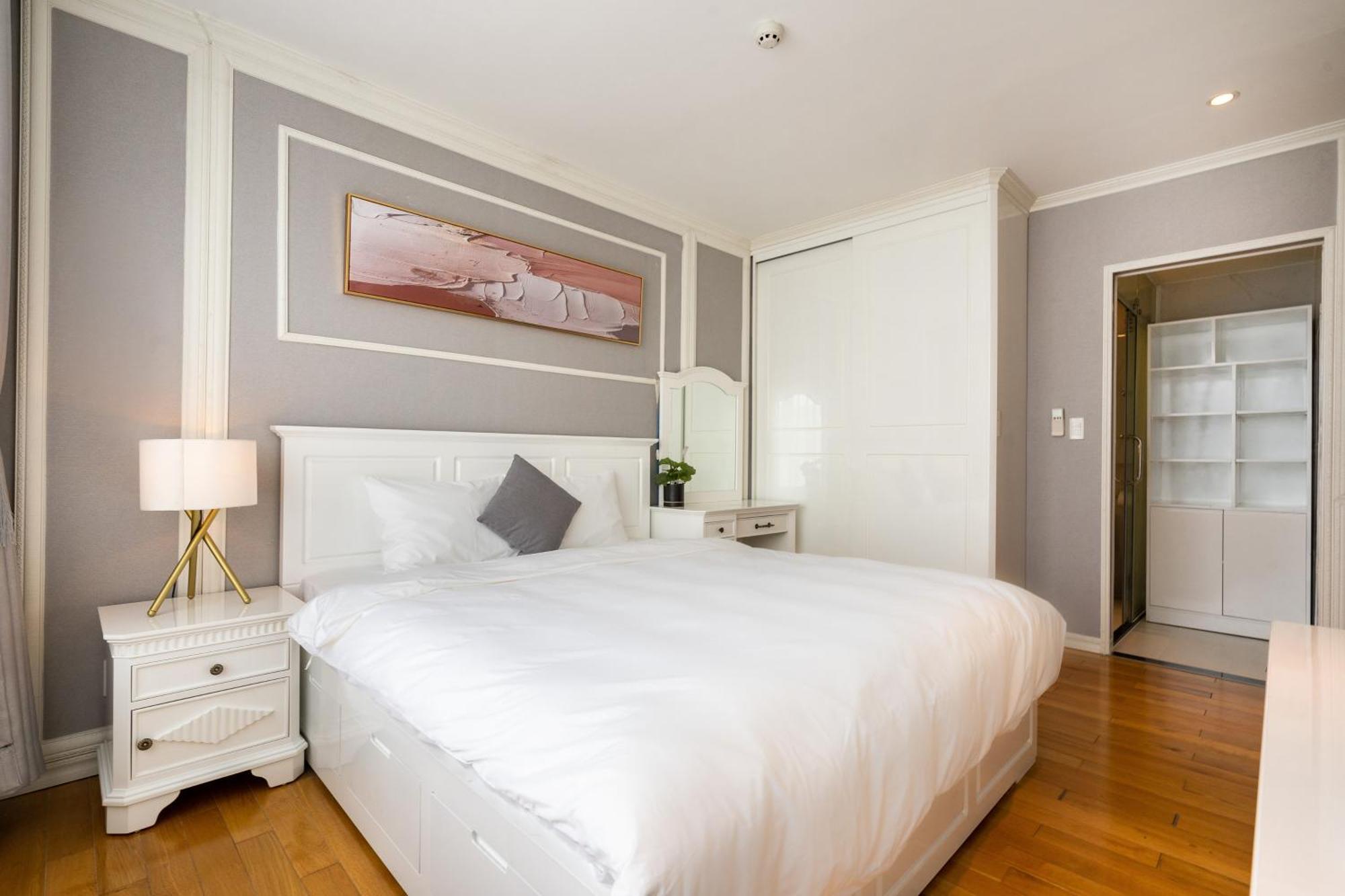 2br 3br Luxury Sky Pool Apartment *