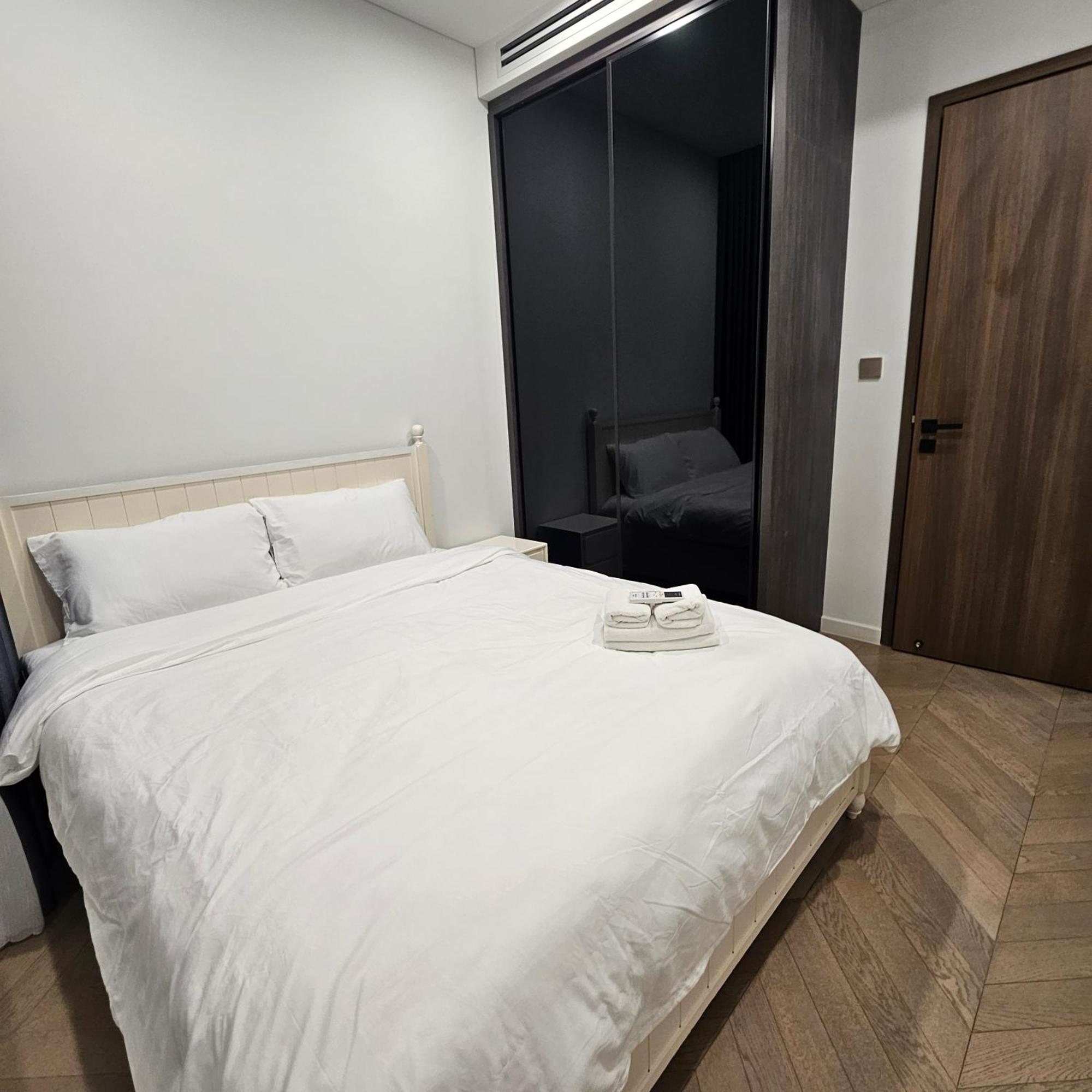 Lumiere Riverside By Aura Luxury * Bandar Ho Chi Minh