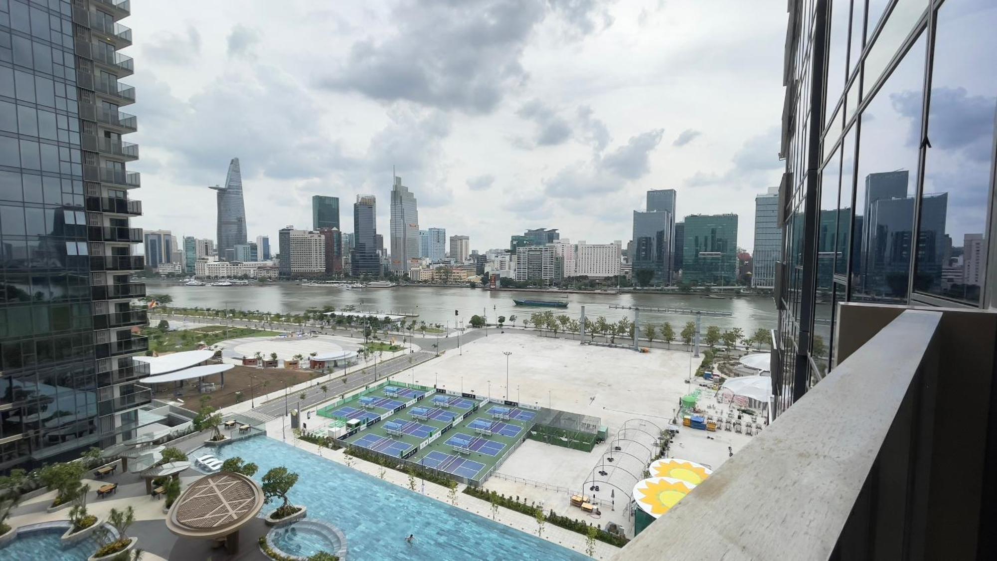 The Opera Luxury Furnished Apartment-the Metropole Thu Thiem