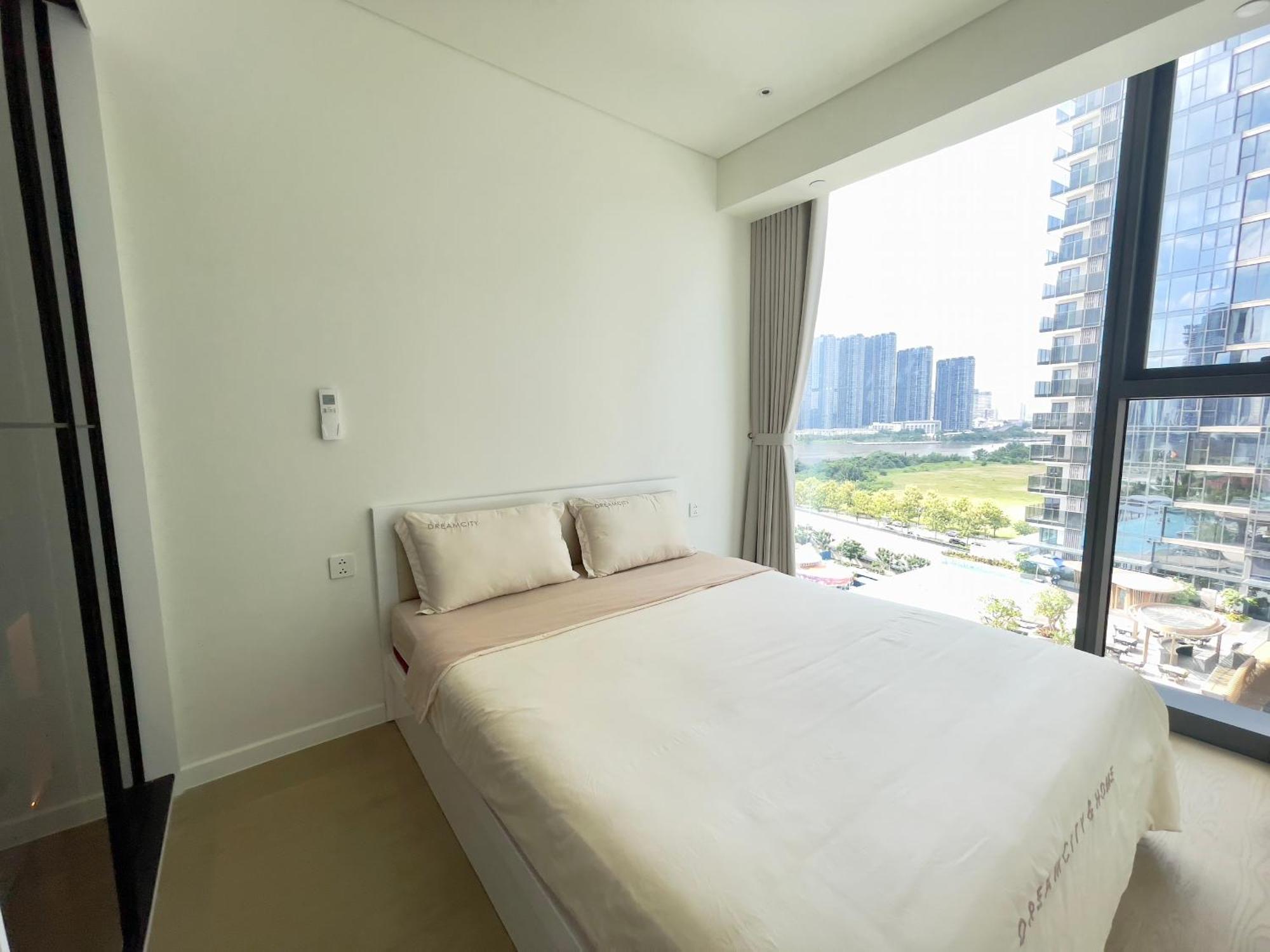 The Opera Luxury Furnished Apartment-the Metropole Thu Thiem * Bandar Ho Chi Minh
