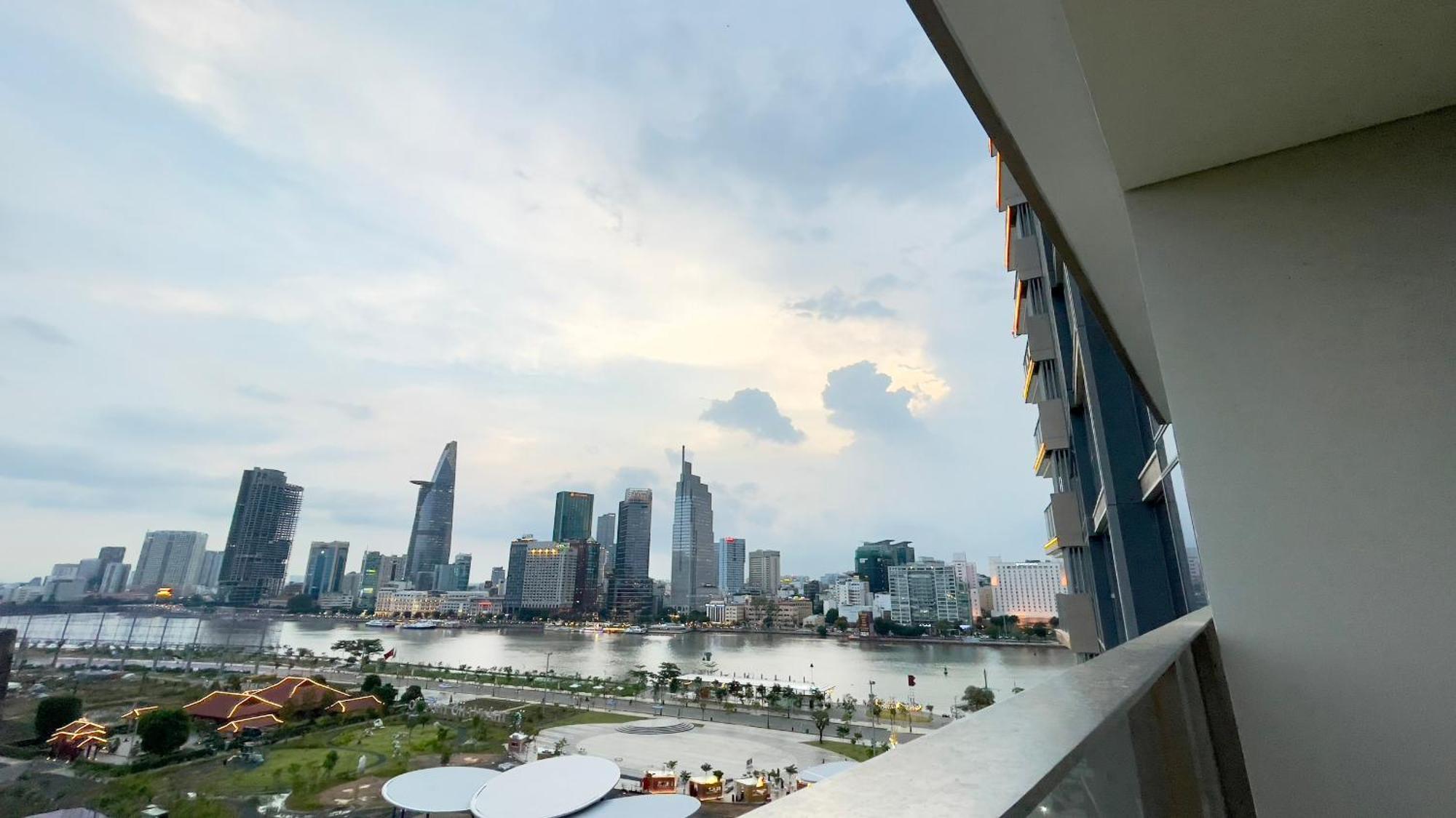 The Opera Luxury Furnished Apartment-the Metropole Thu Thiem *