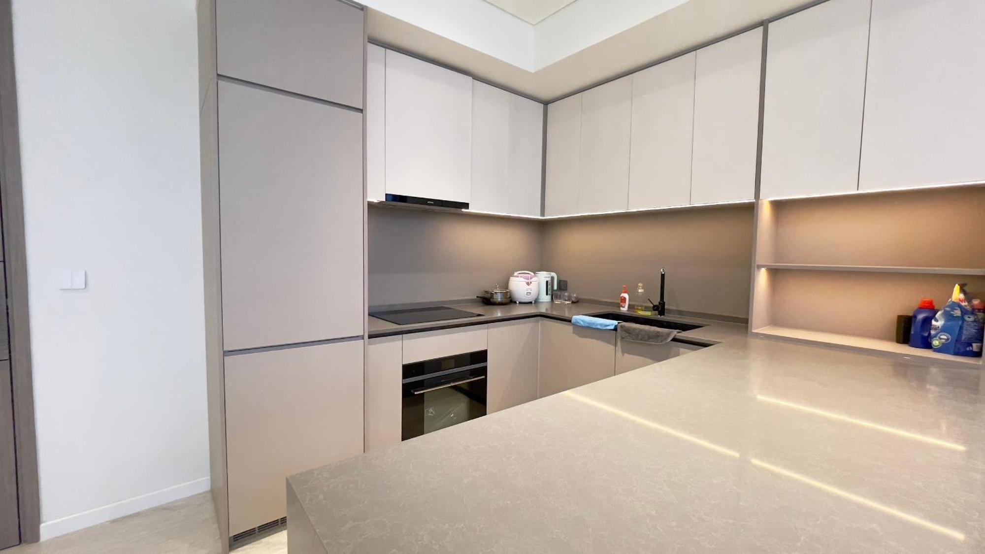 The Opera Luxury Furnished Apartment-the Metropole Thu Thiem * Bandar Ho Chi Minh